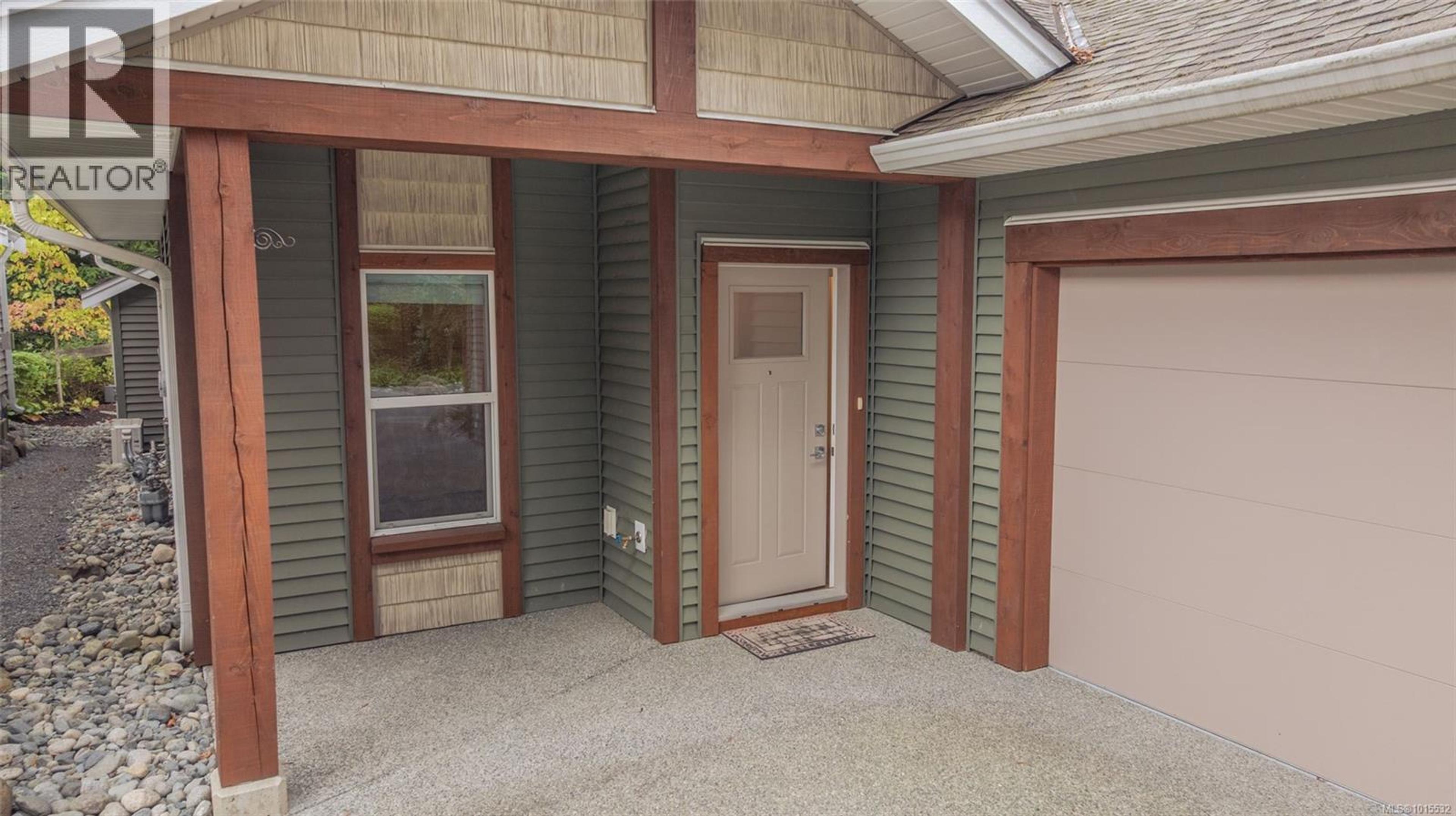 4132 Emerald Woods Pl, Nanaimo - Exteriors - Photo 2