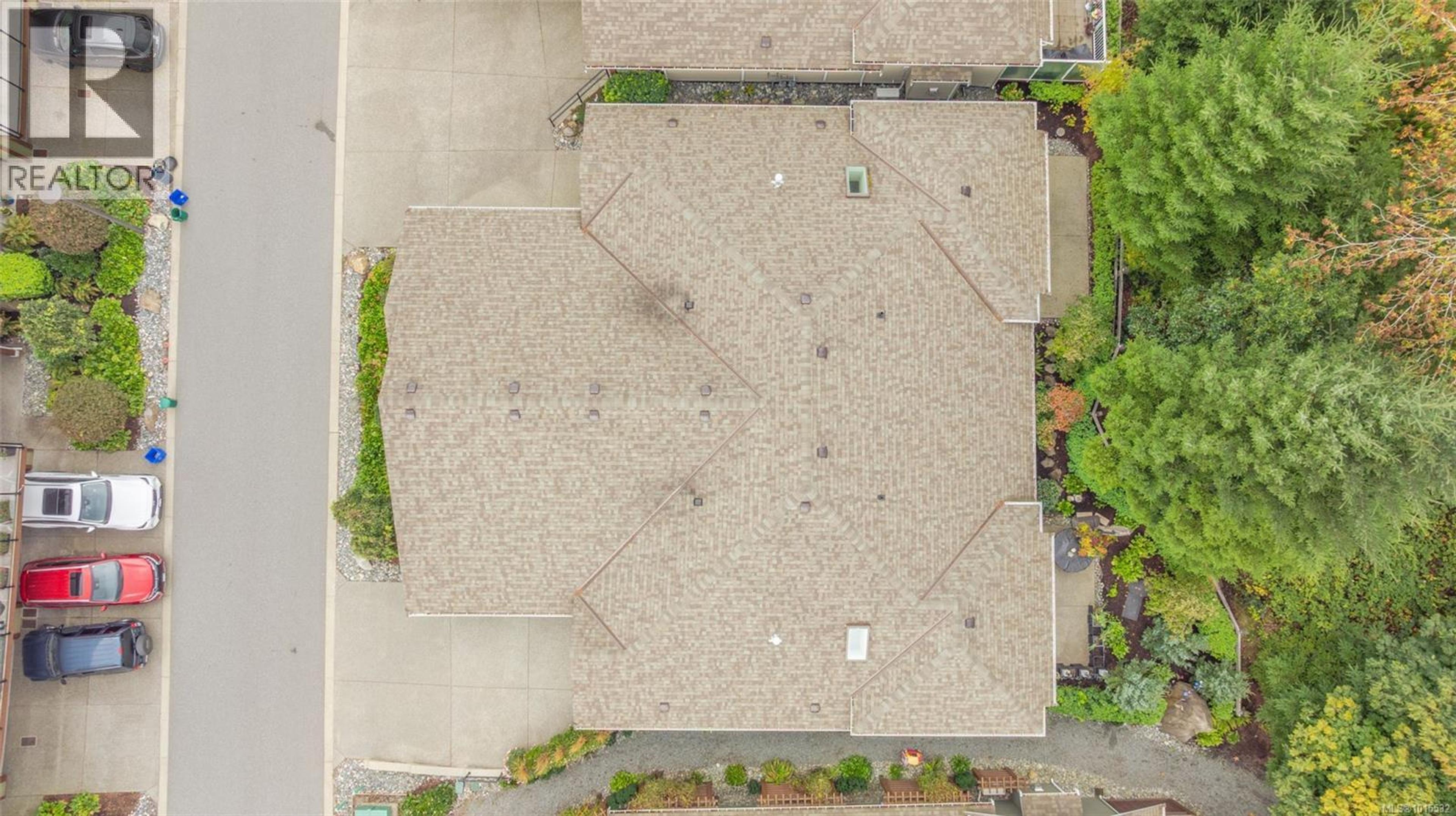 4132 Emerald Woods Pl, Nanaimo - Exteriors - Drone/Aerial View - Photo 4