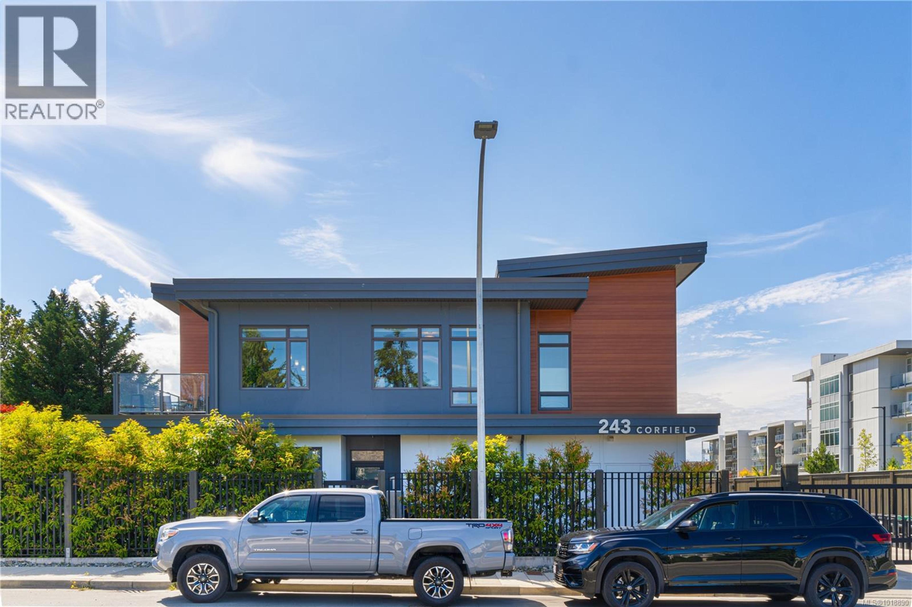 243 Corfield St S, Parksville - Exteriors - Photo 7