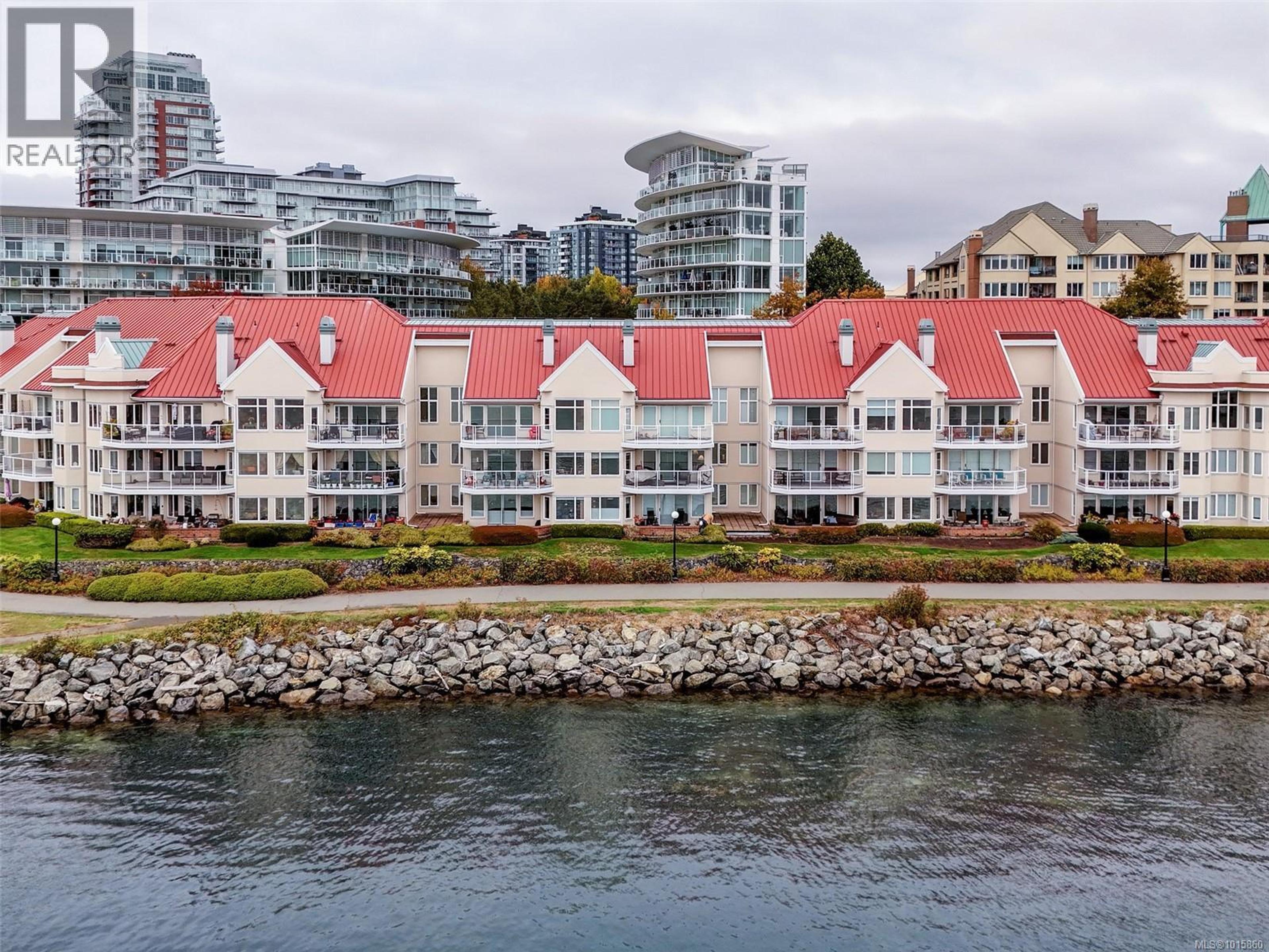 55 Songhees Rd, Victoria - Exteriors - Full Complex View - Photo 9