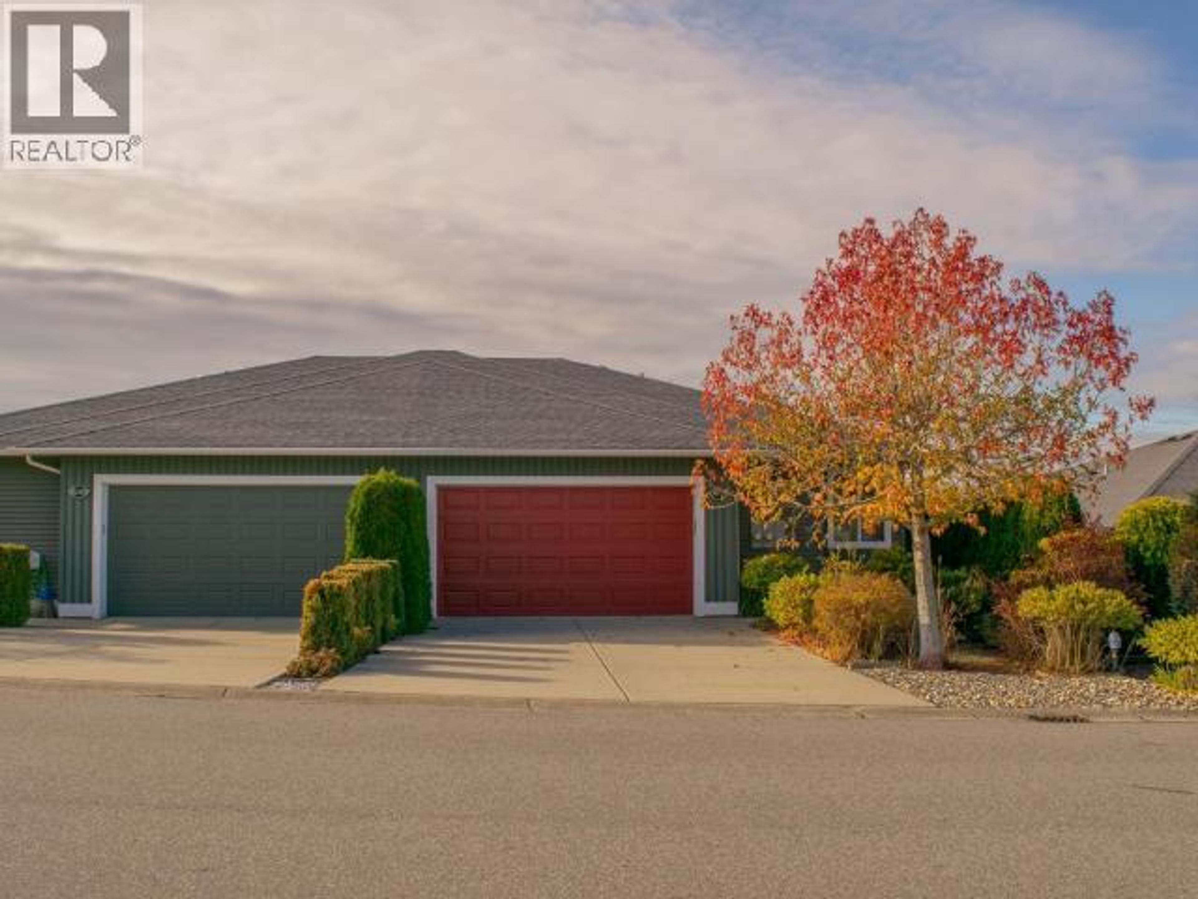 4363 ONTARIO AVE, Powell River - Exteriors - Photo 3