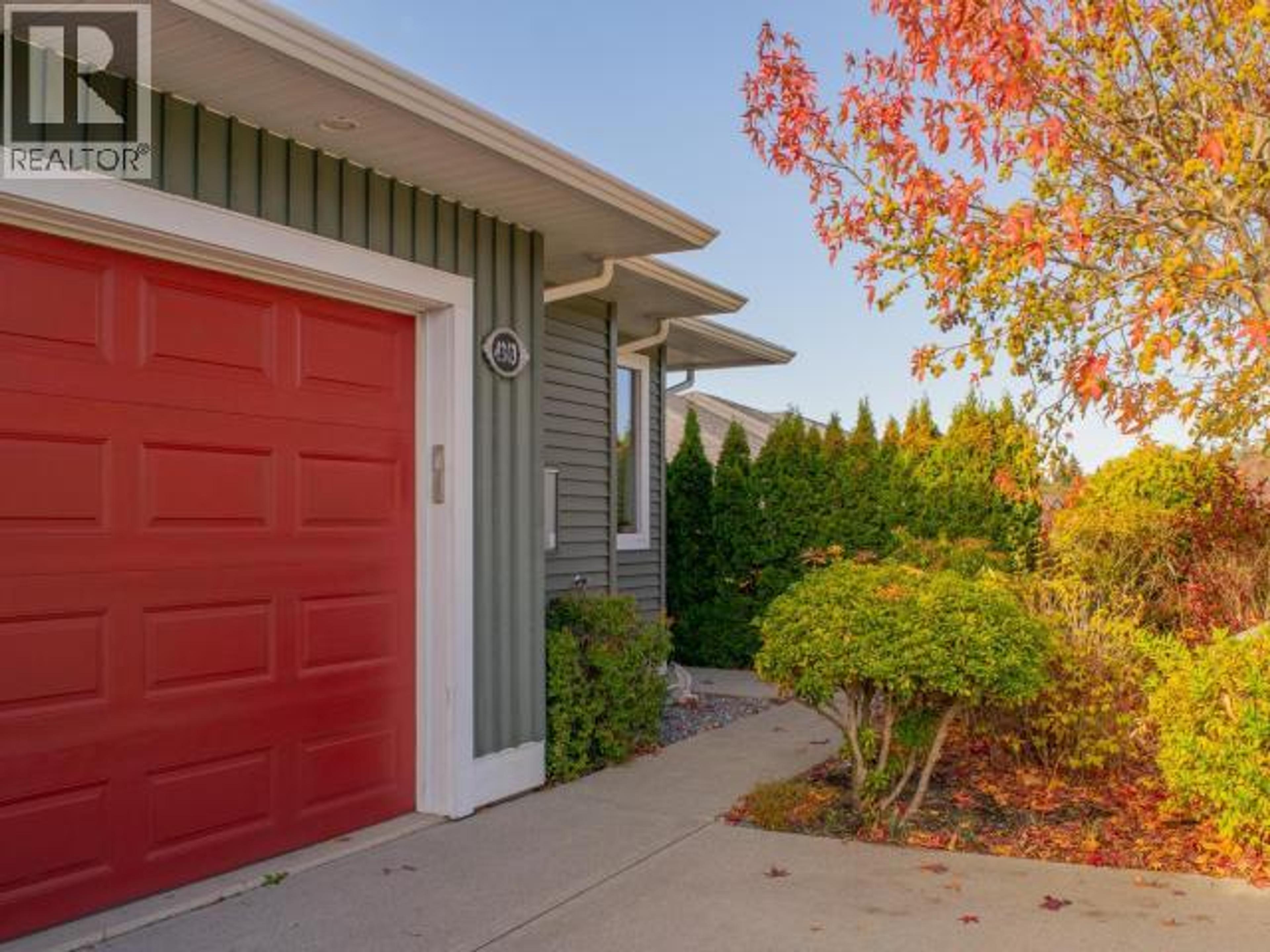 4363 ONTARIO AVE, Powell River - Exteriors - Photo 4