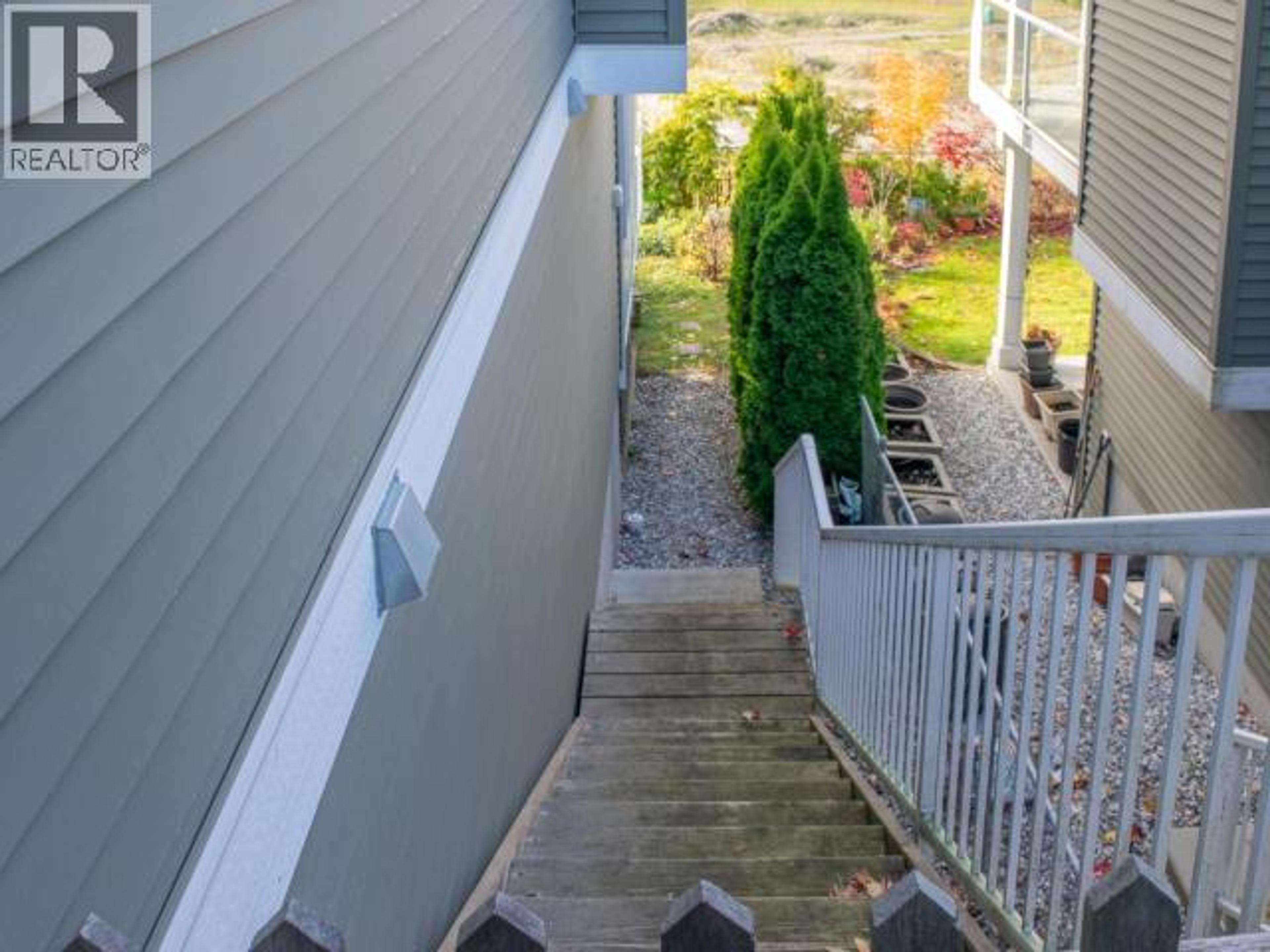 4363 ONTARIO AVE, Powell River - Exteriors - Photo 7