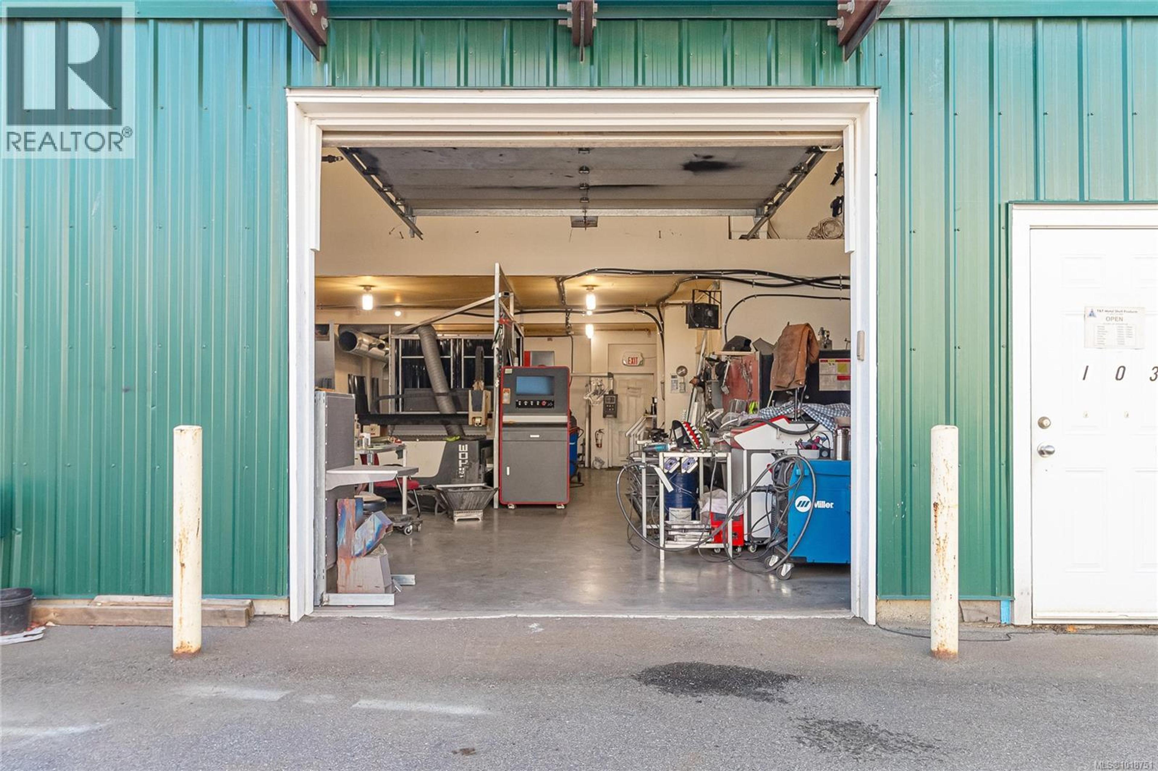 1930 Island Diesel Way, Nanaimo - Exteriors - Photo 4