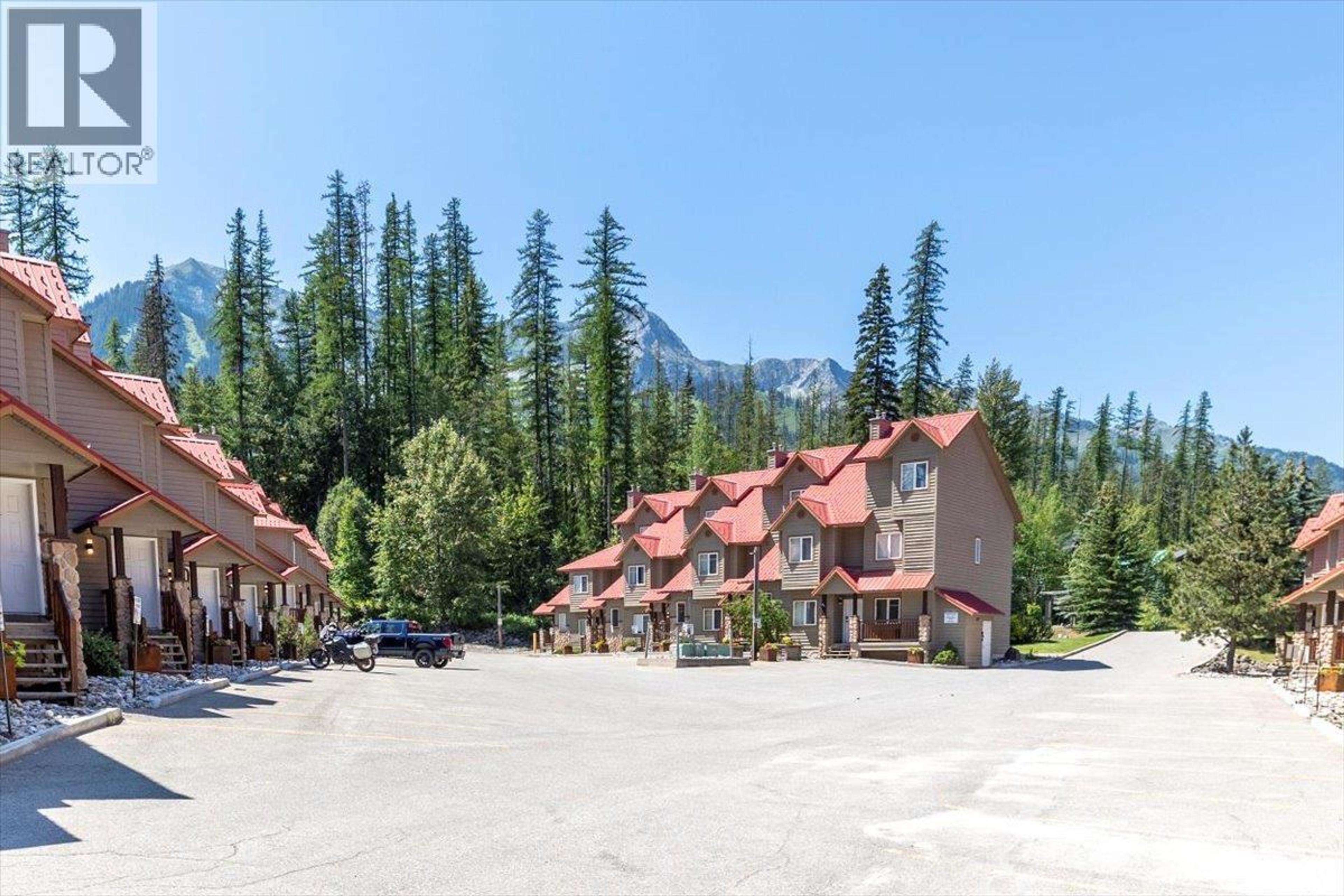 5423 Boomerang Way, Fernie - Exteriors - Full Complex View - Photo 2
