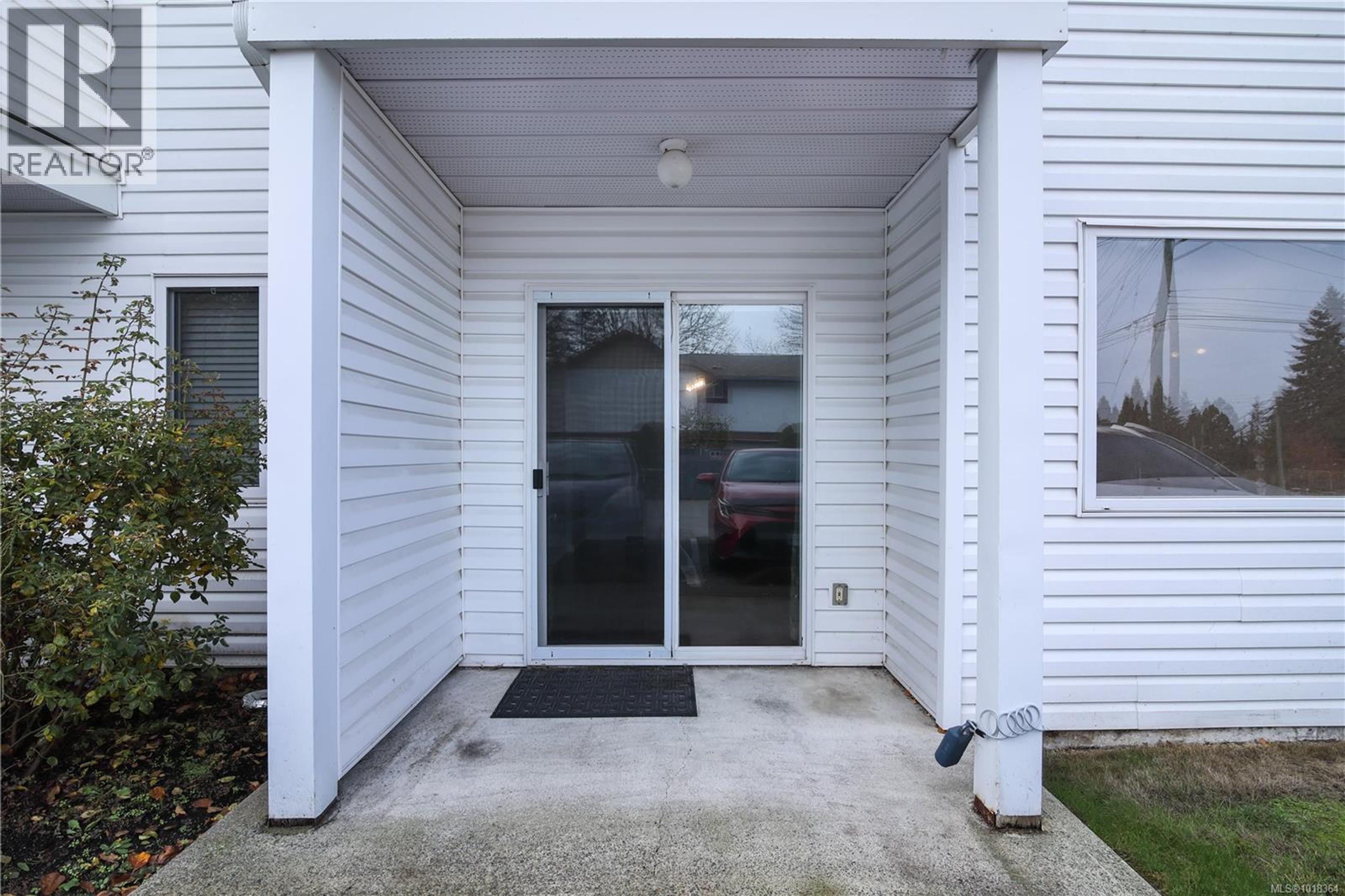 3226 Cowichan Lake Rd, Duncan - Exteriors - Photo 1