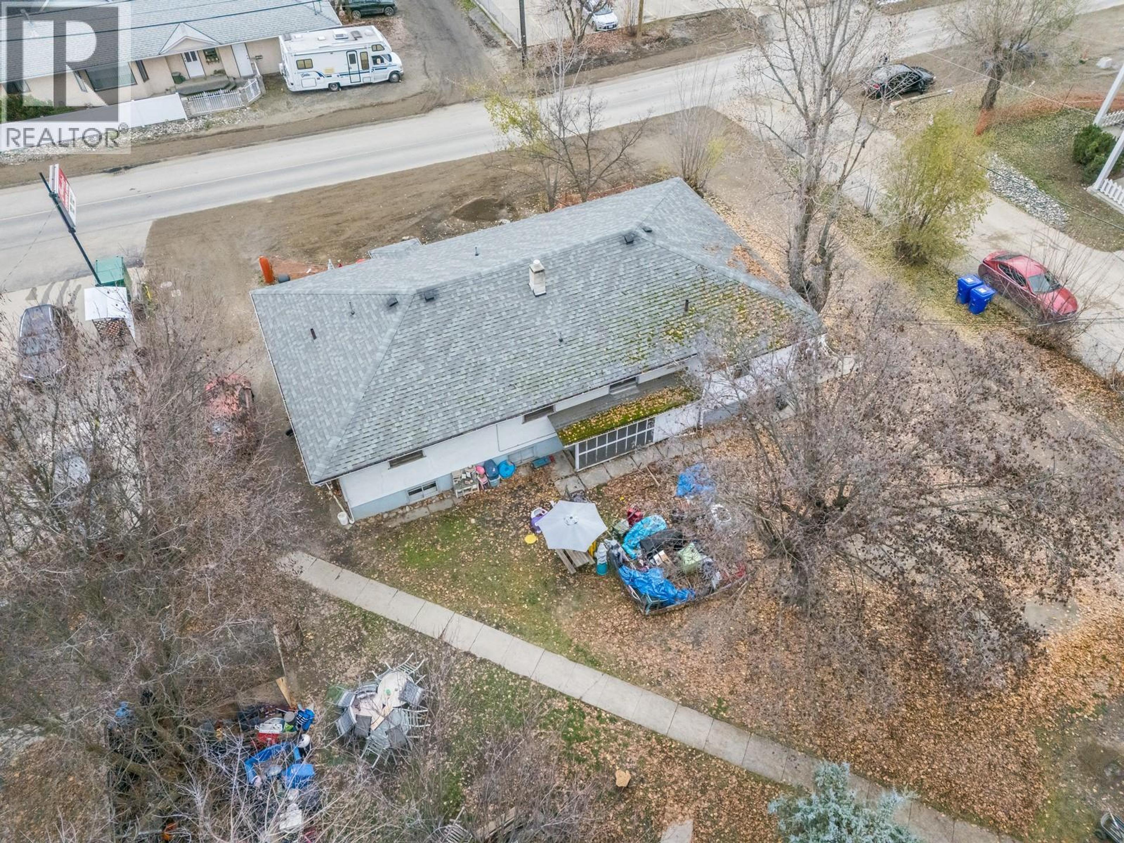 3803 32 Avenue, Vernon - Exteriors - Drone/Aerial View - Photo 3