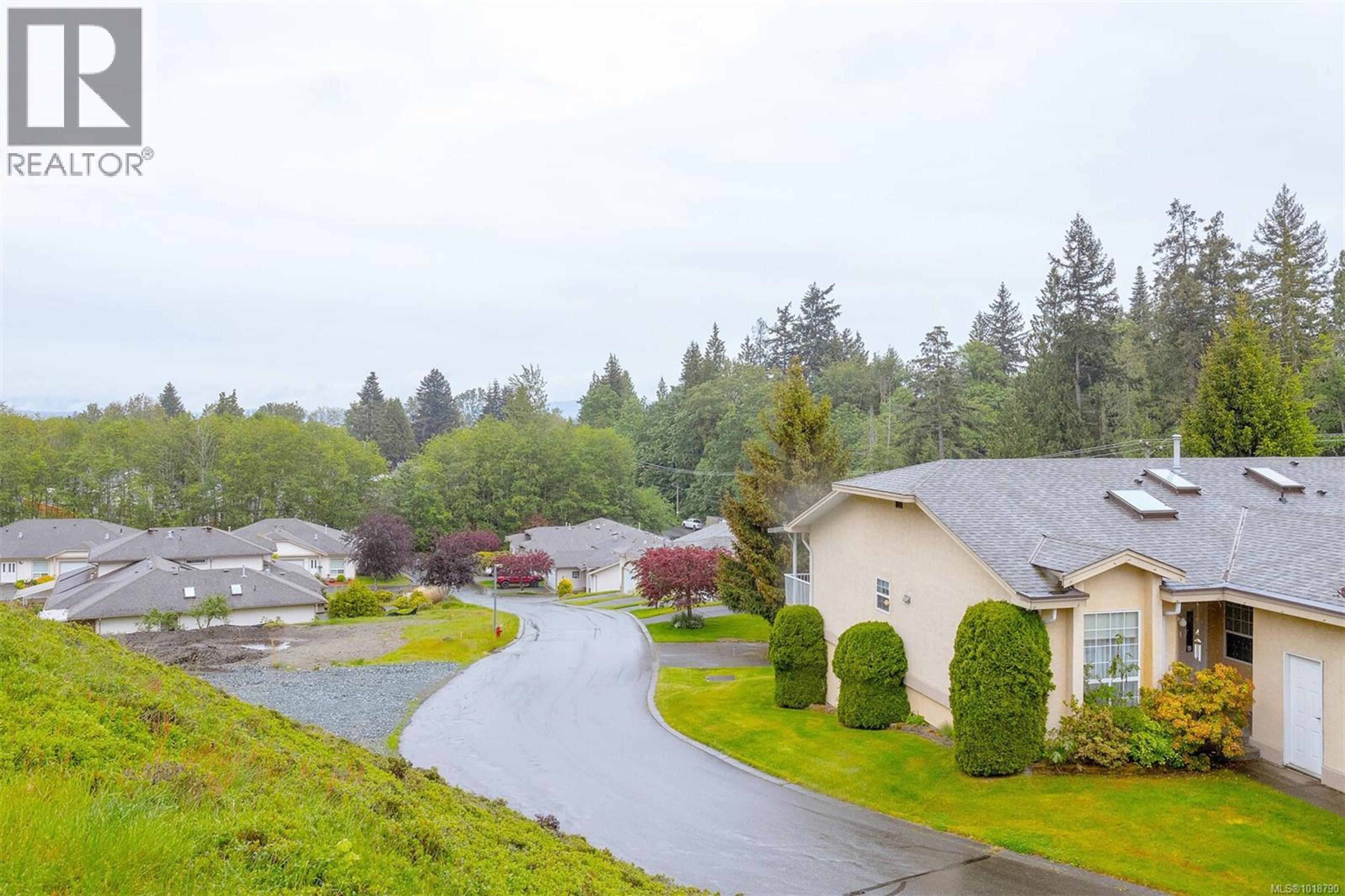 2979 River Rd, Chemainus - Exteriors - Full Complex View - Photo 5