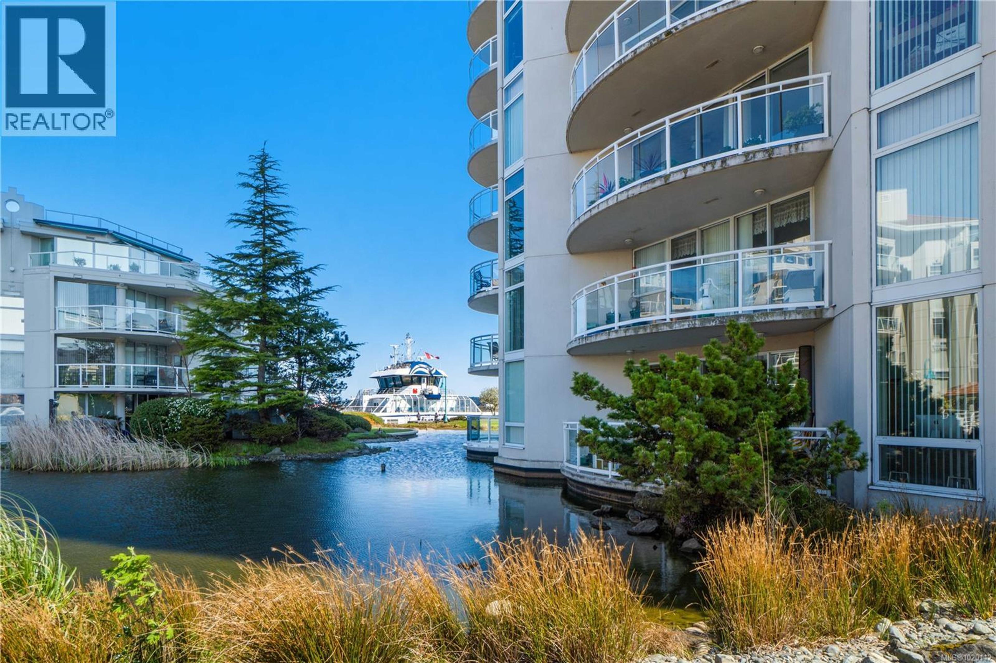 154 Promenade Dr, Nanaimo - Exteriors - Full Complex View - Photo 7