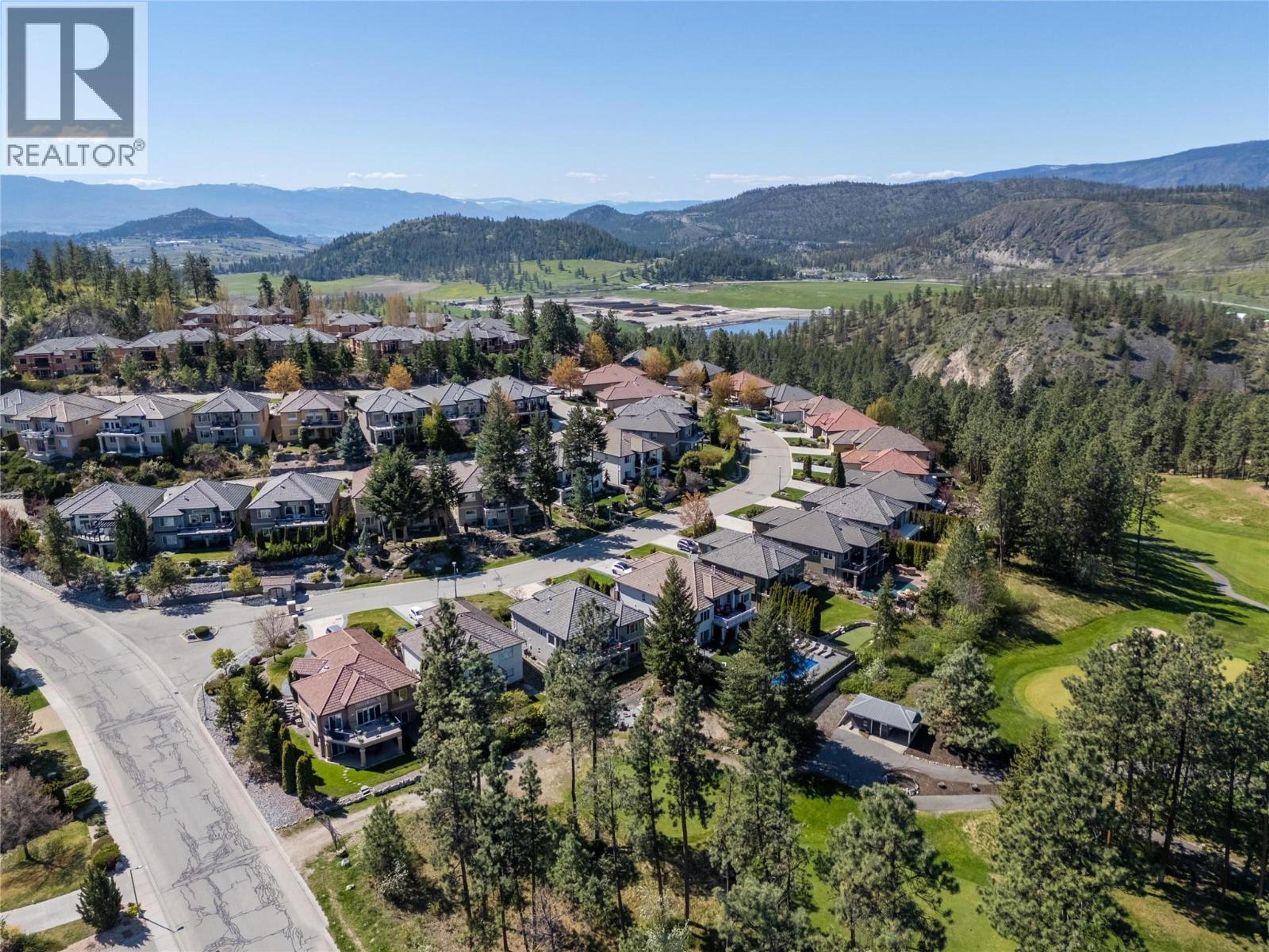 1950 Capistrano Drive, Kelowna - Exteriors - Full Complex View, Drone/Aerial View - Photo 3