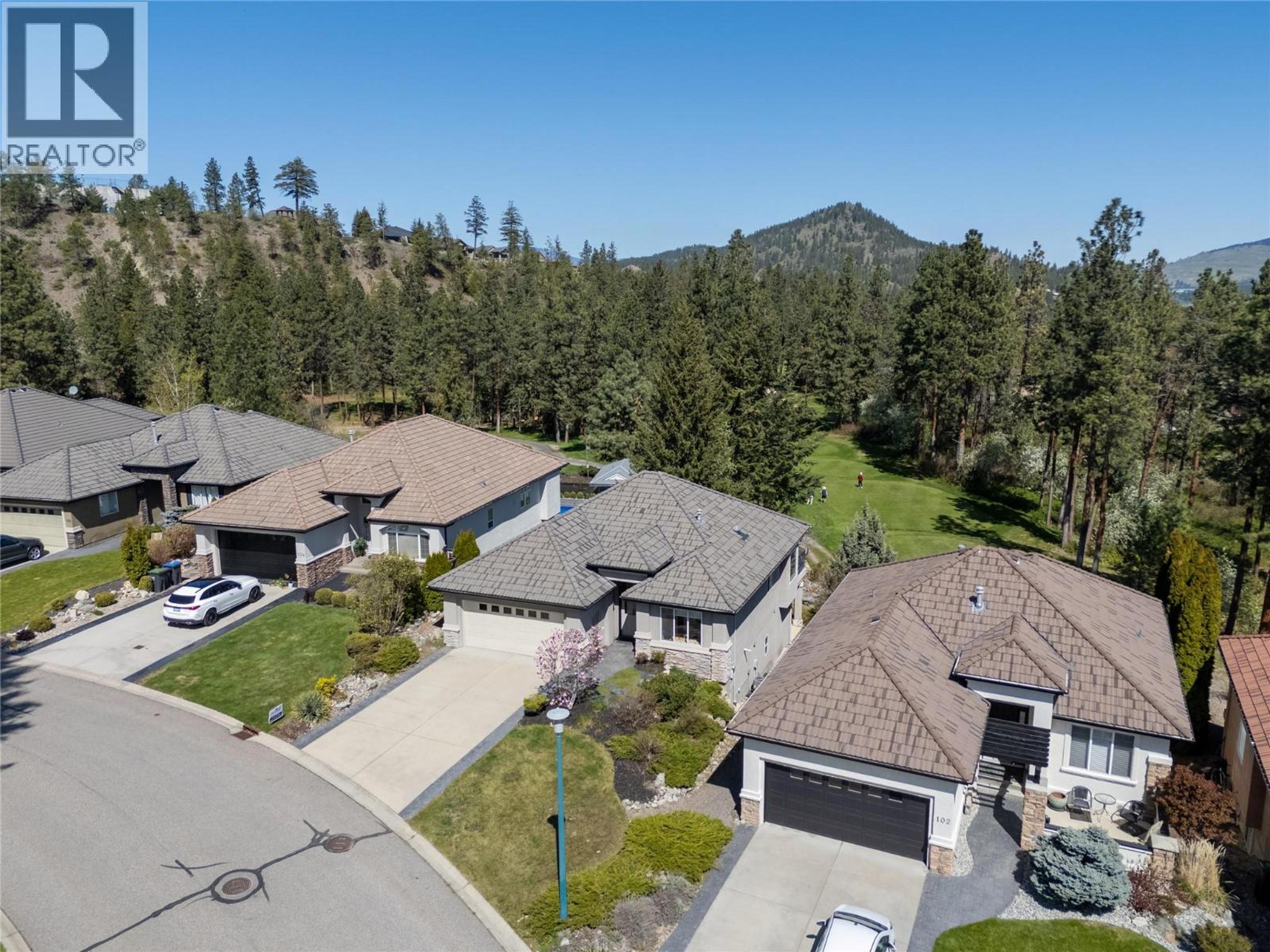 1950 Capistrano Drive, Kelowna - Exteriors - Full Complex View, Drone/Aerial View - Photo 8