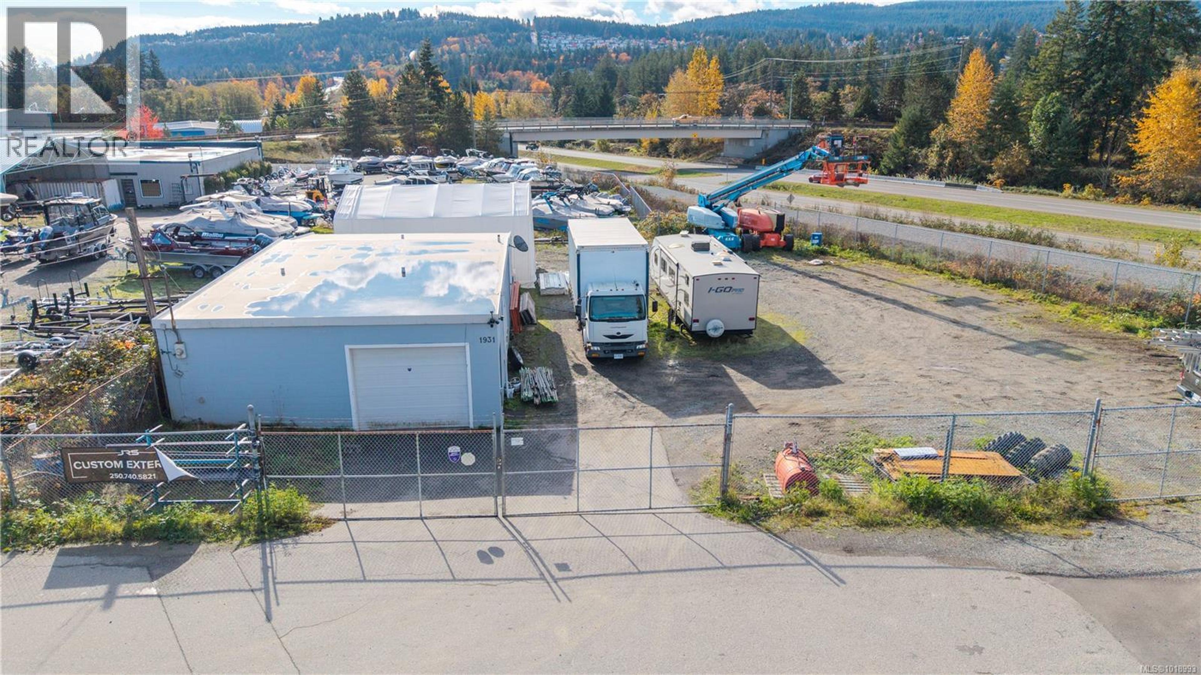 1931 GRIFFITHS RD - Main Image