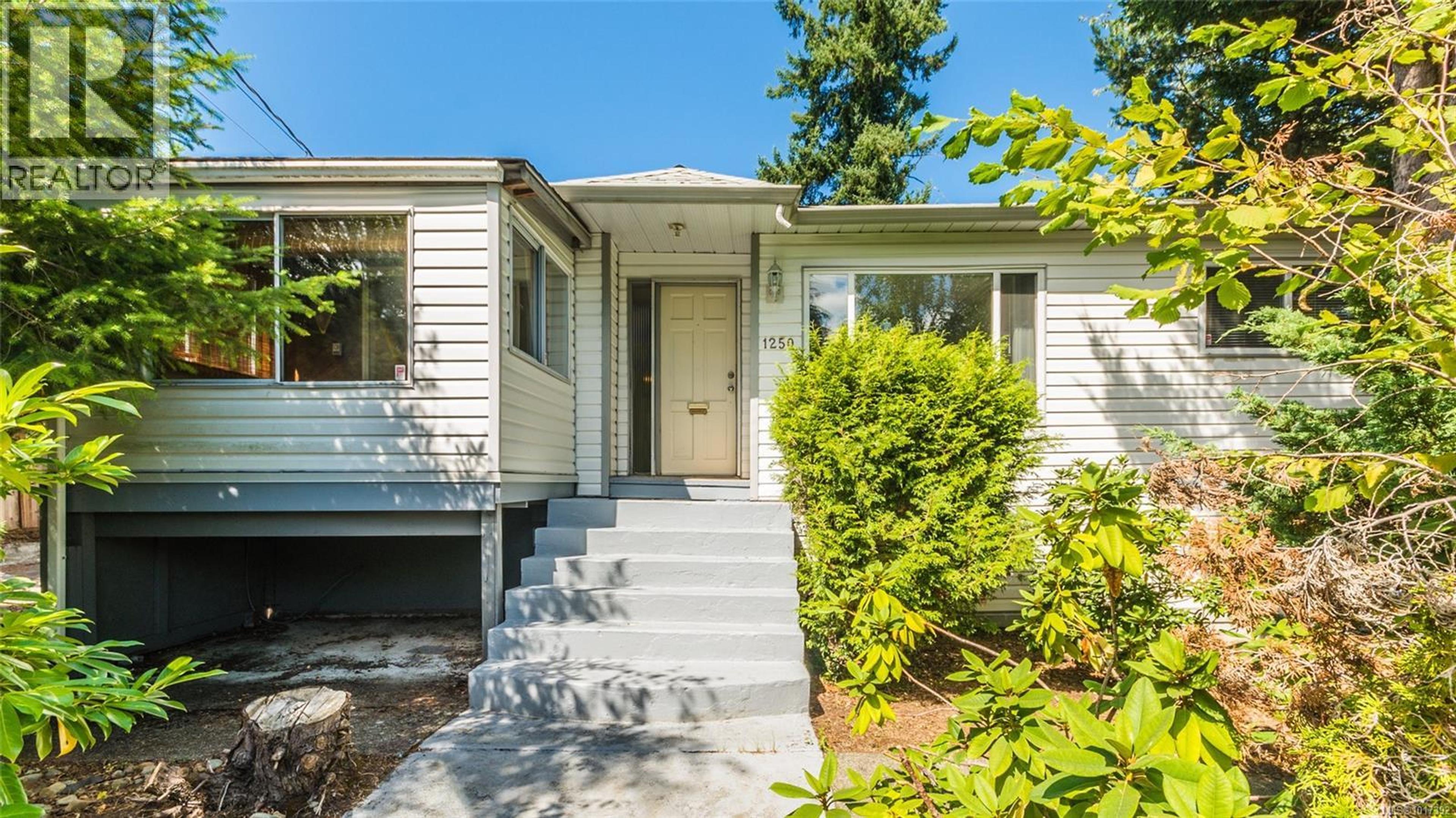 1250 TOWNSITE RD - Image 2