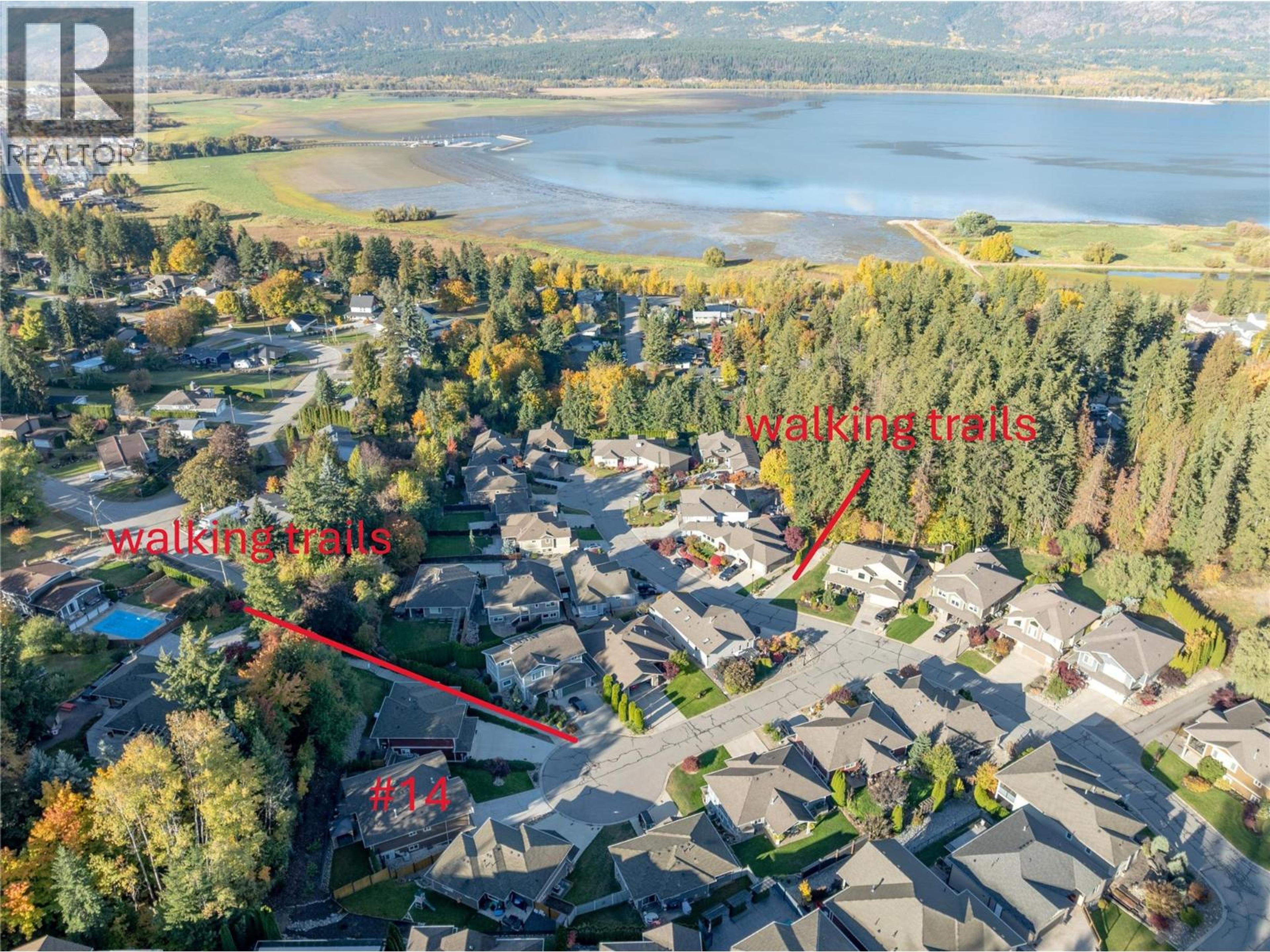 1581 20 Street NE, Salmon Arm - Exteriors - Drone/Aerial View - Photo 4