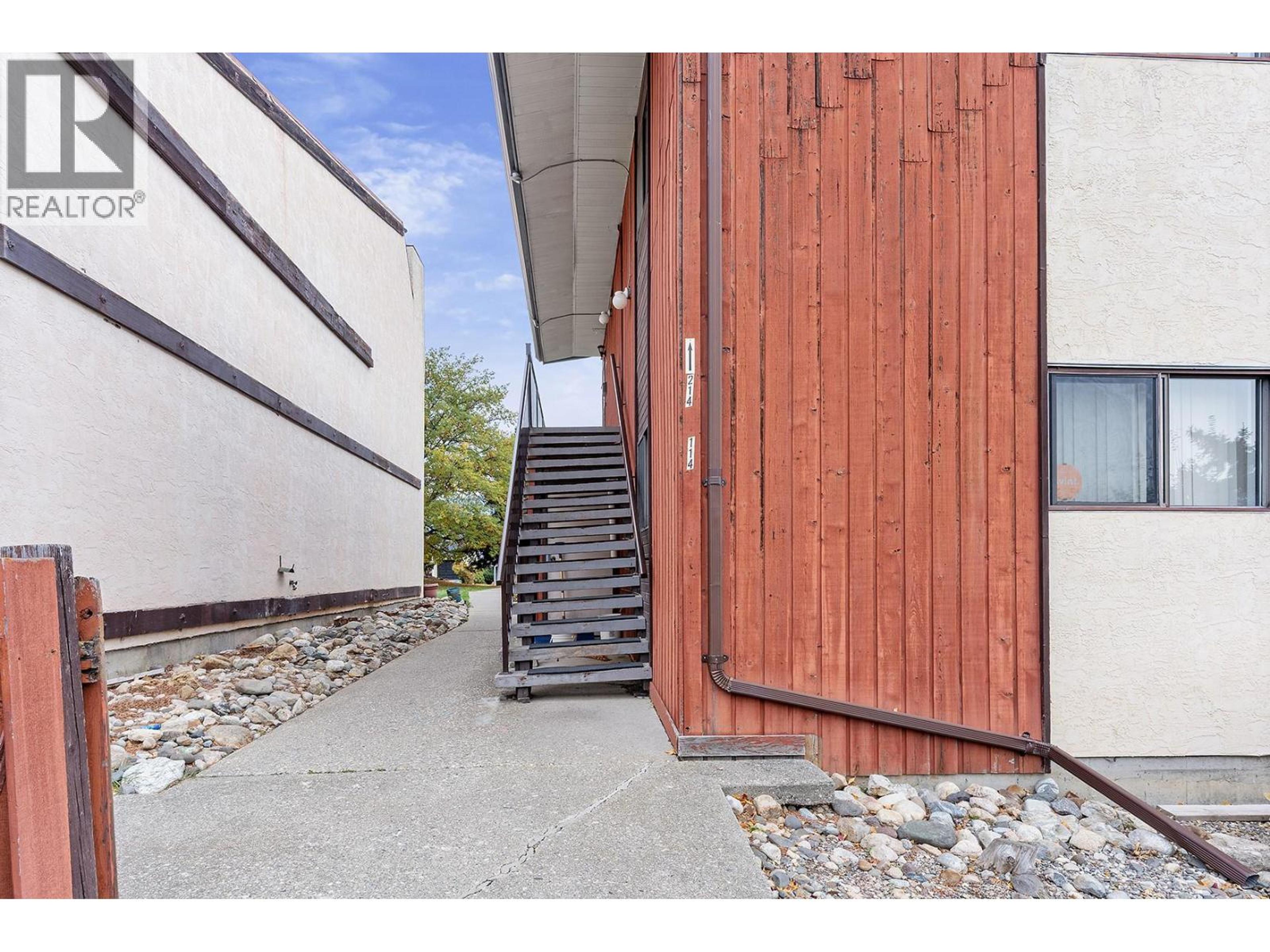 3020 Allenby Way, Vernon - Exteriors - Photo 1