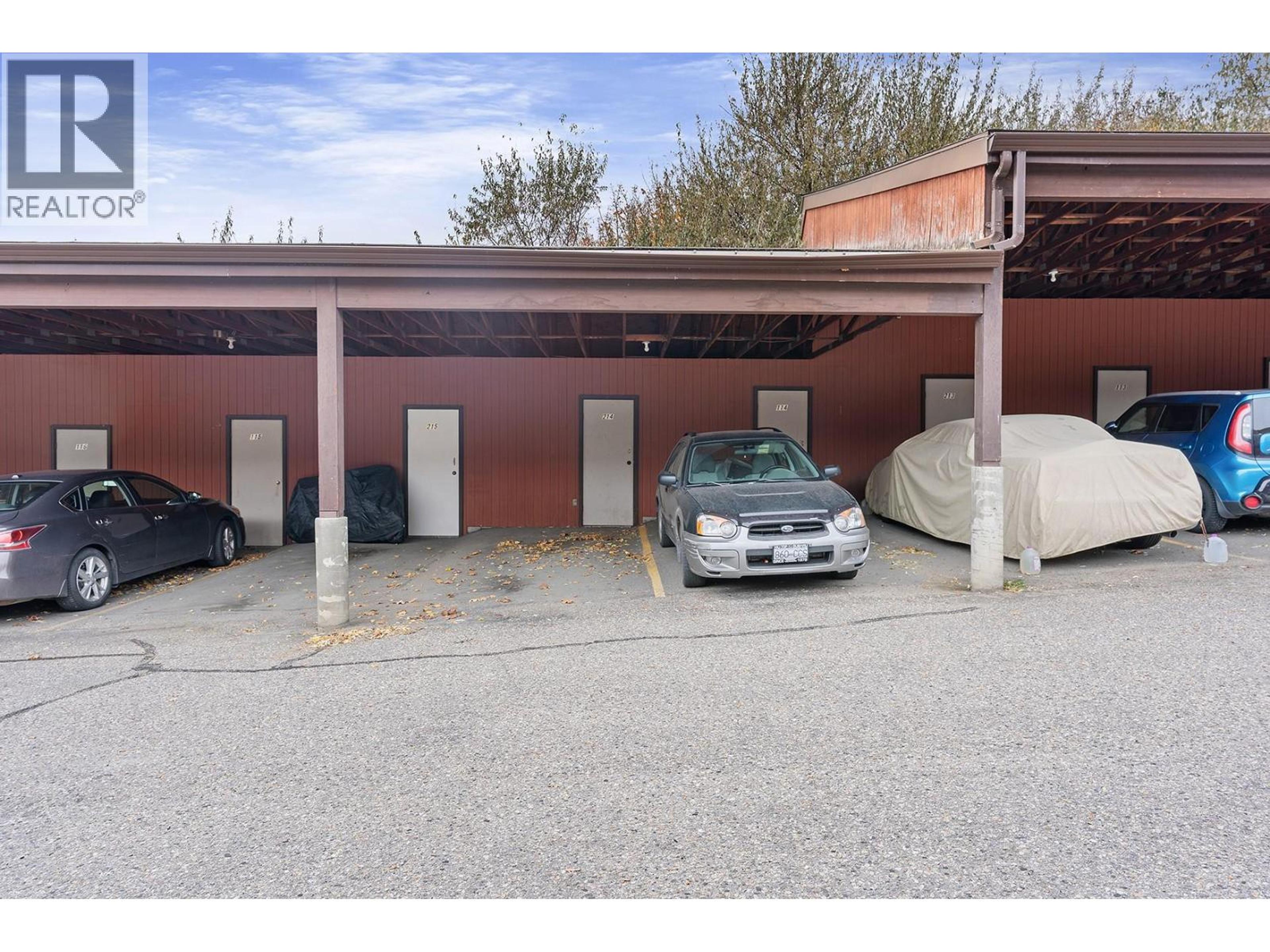 3020 Allenby Way, Vernon - Exteriors - Photo 5