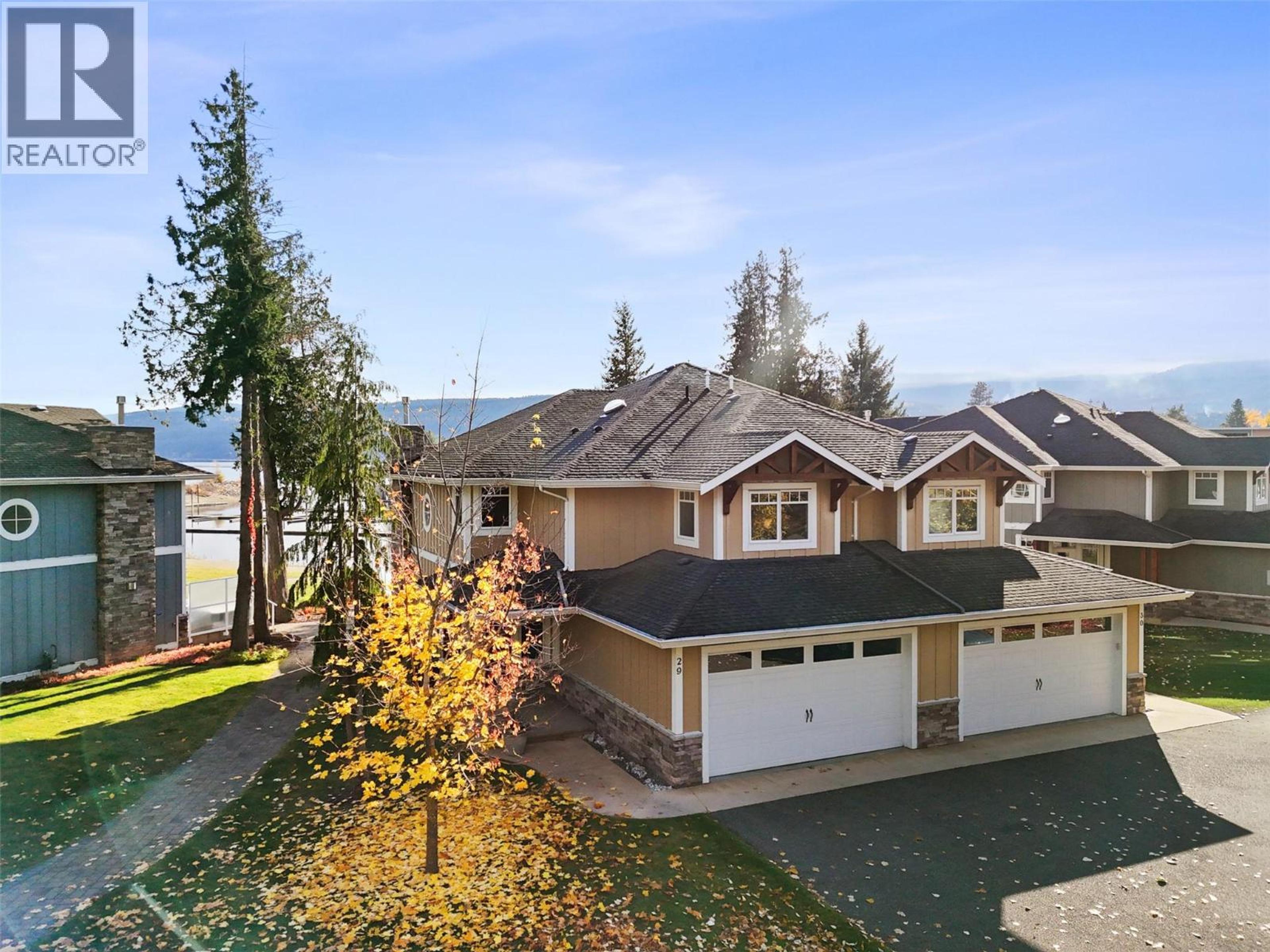 3950 Express Point Road, Scotch Creek - Exteriors - Photo 6