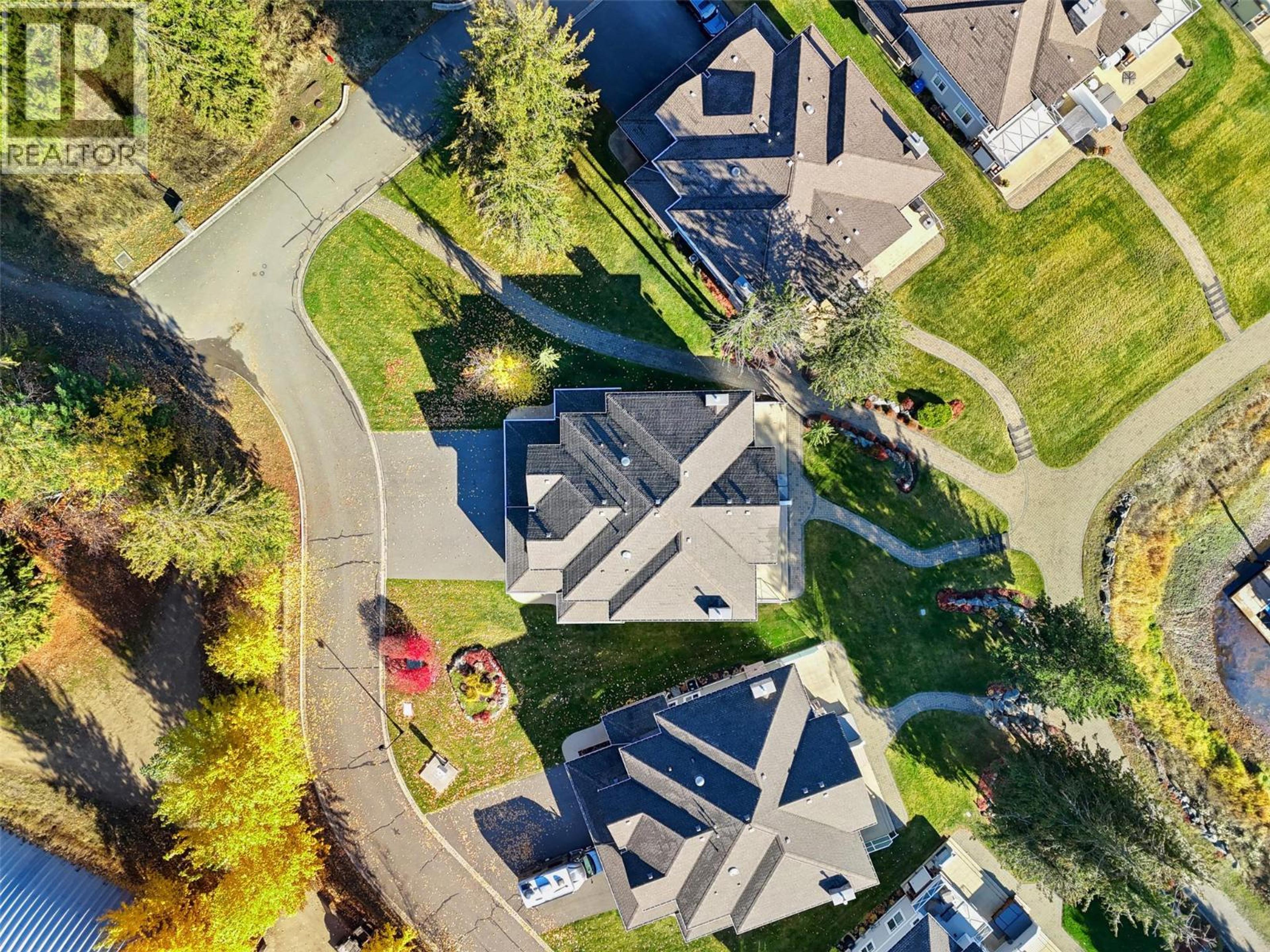 3950 Express Point Road, Scotch Creek - Exteriors - Full Complex View, Drone/Aerial View - Photo 14