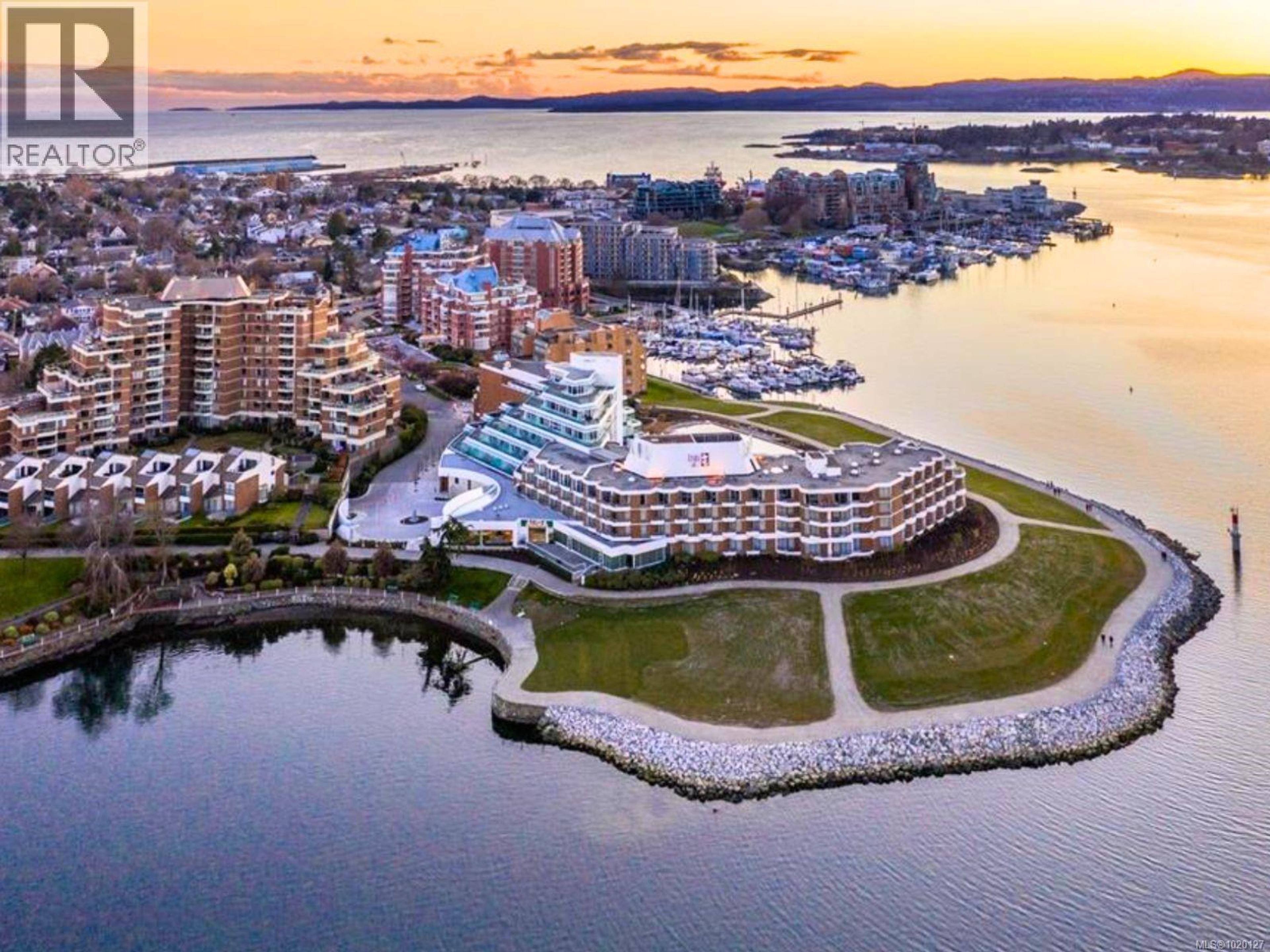 640 Montreal St, Victoria - Exteriors - Full Complex View, Drone/Aerial View - Photo 9