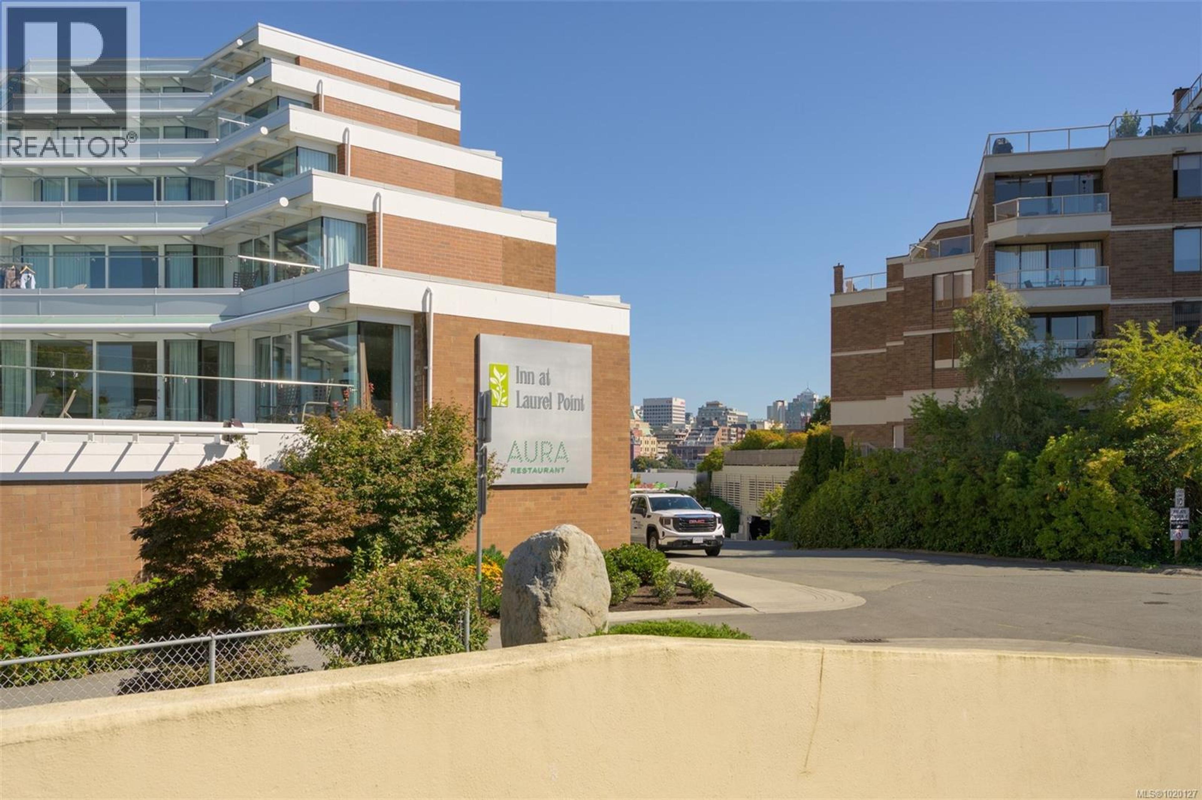 640 Montreal St, Victoria - Exteriors - Full Complex View - Photo 12