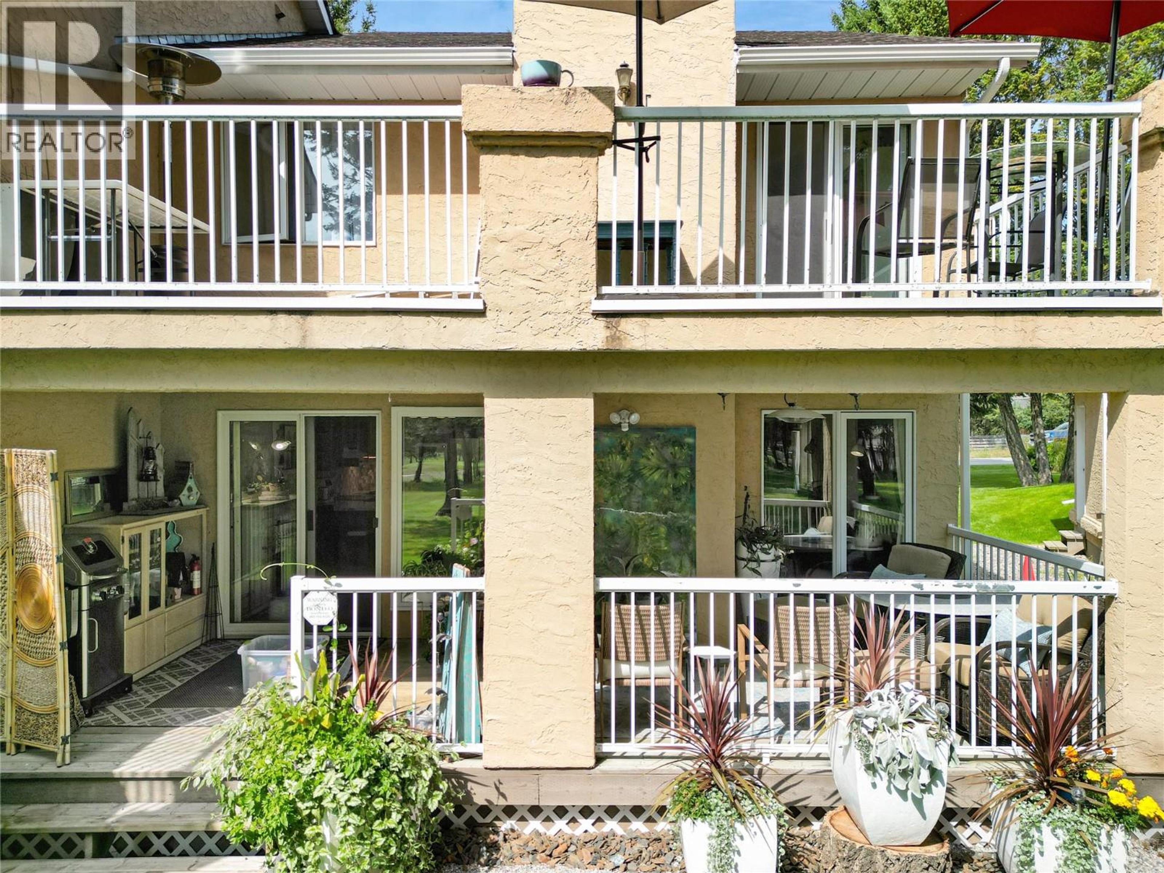 4850 MCKAY Street, Radium Hot Springs - Exteriors - Photo 4