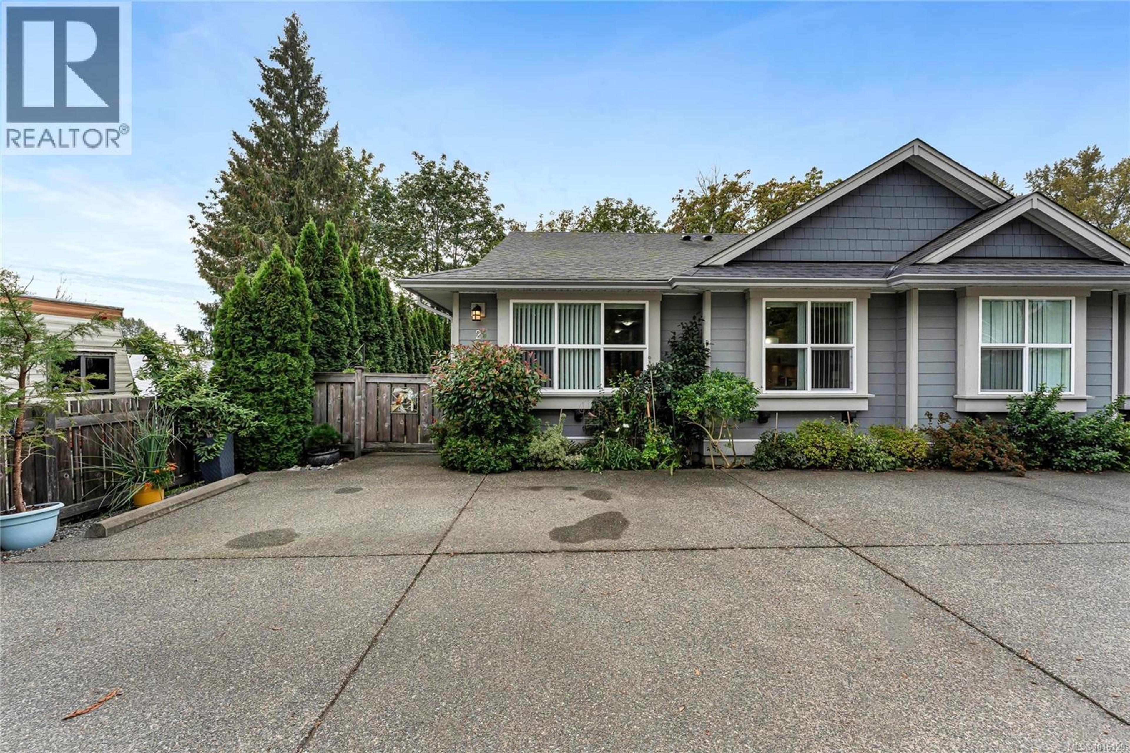 2876 Sherman Rd, Duncan - Exteriors - Photo 1