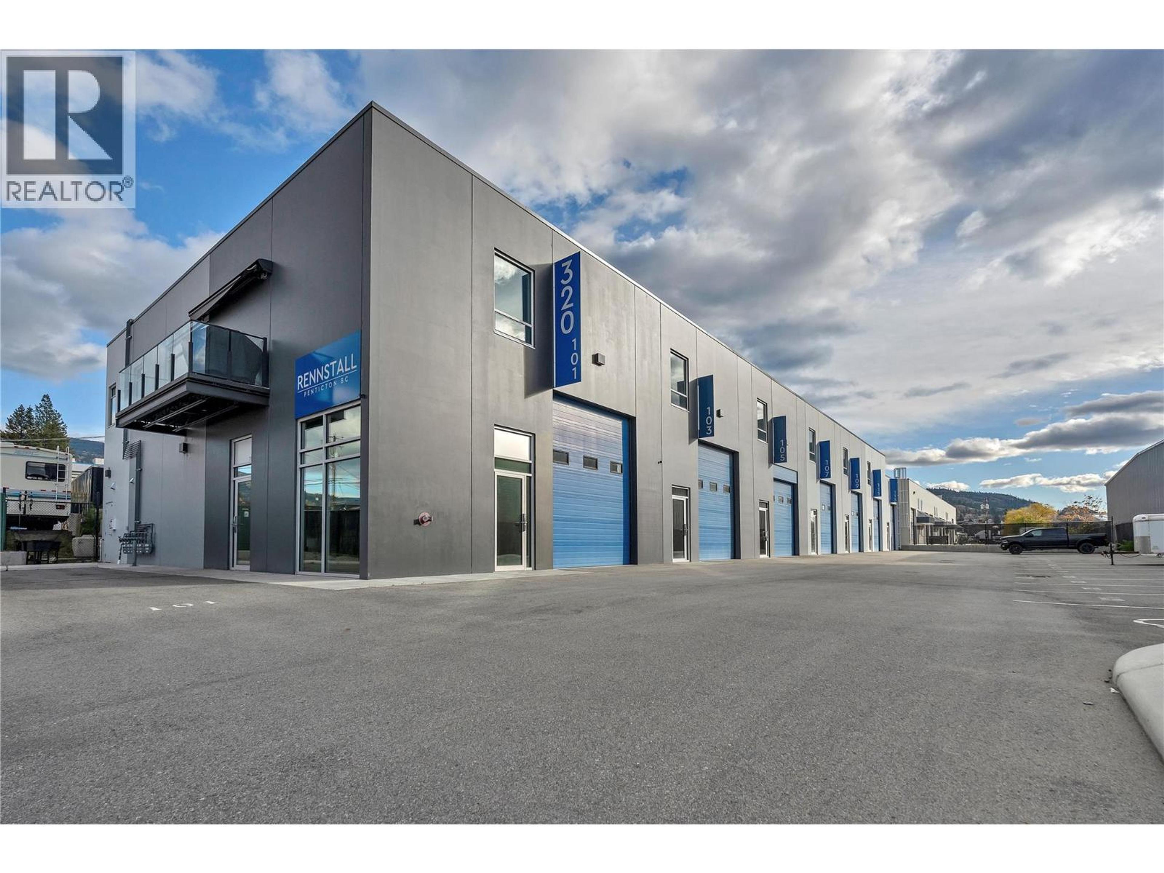 320 Okanagan Avenue, Penticton - Exteriors - Full Complex View - Photo 2