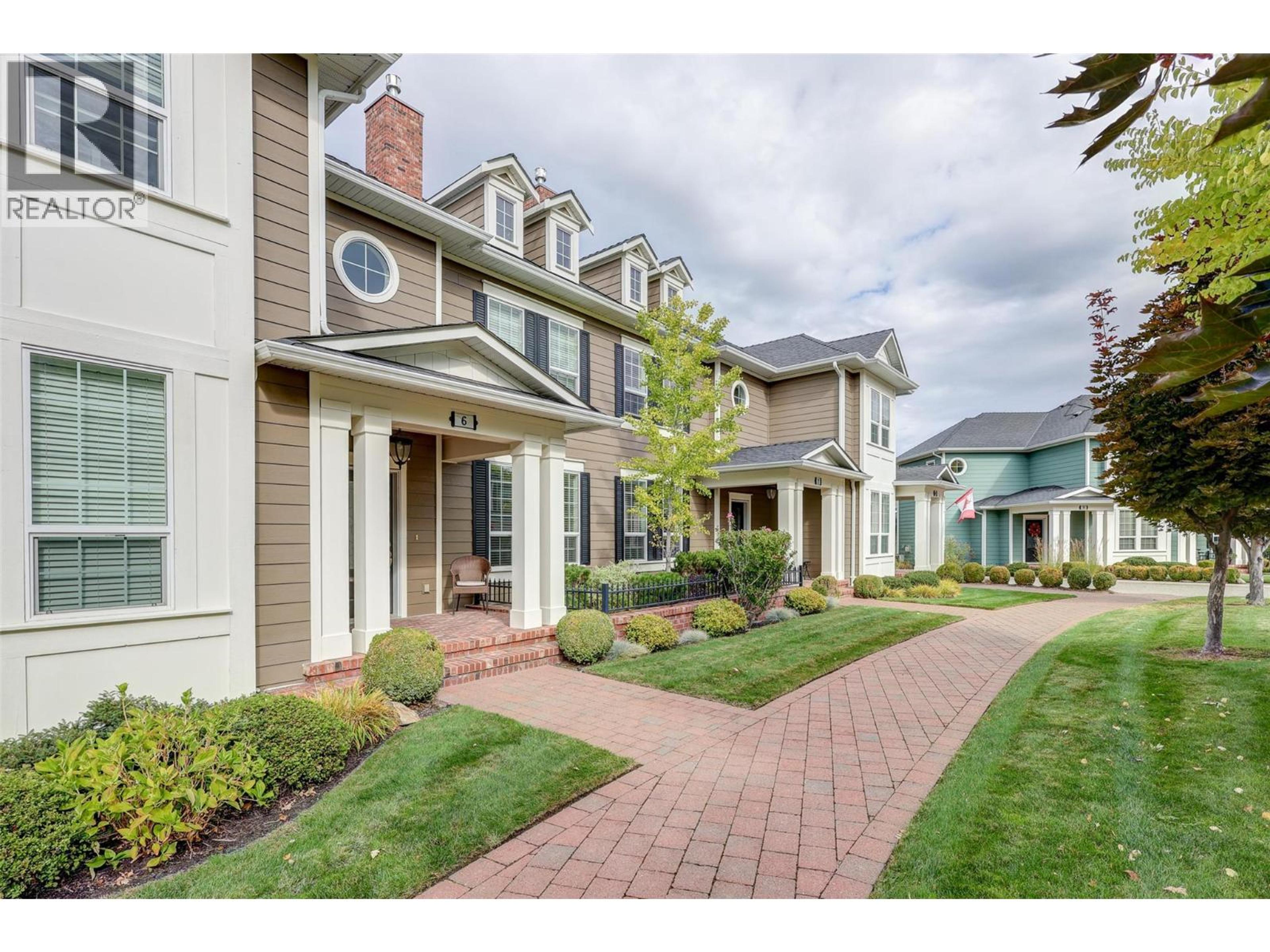 328 Providence Avenue, Kelowna - Exteriors - Full Complex View - Photo 8