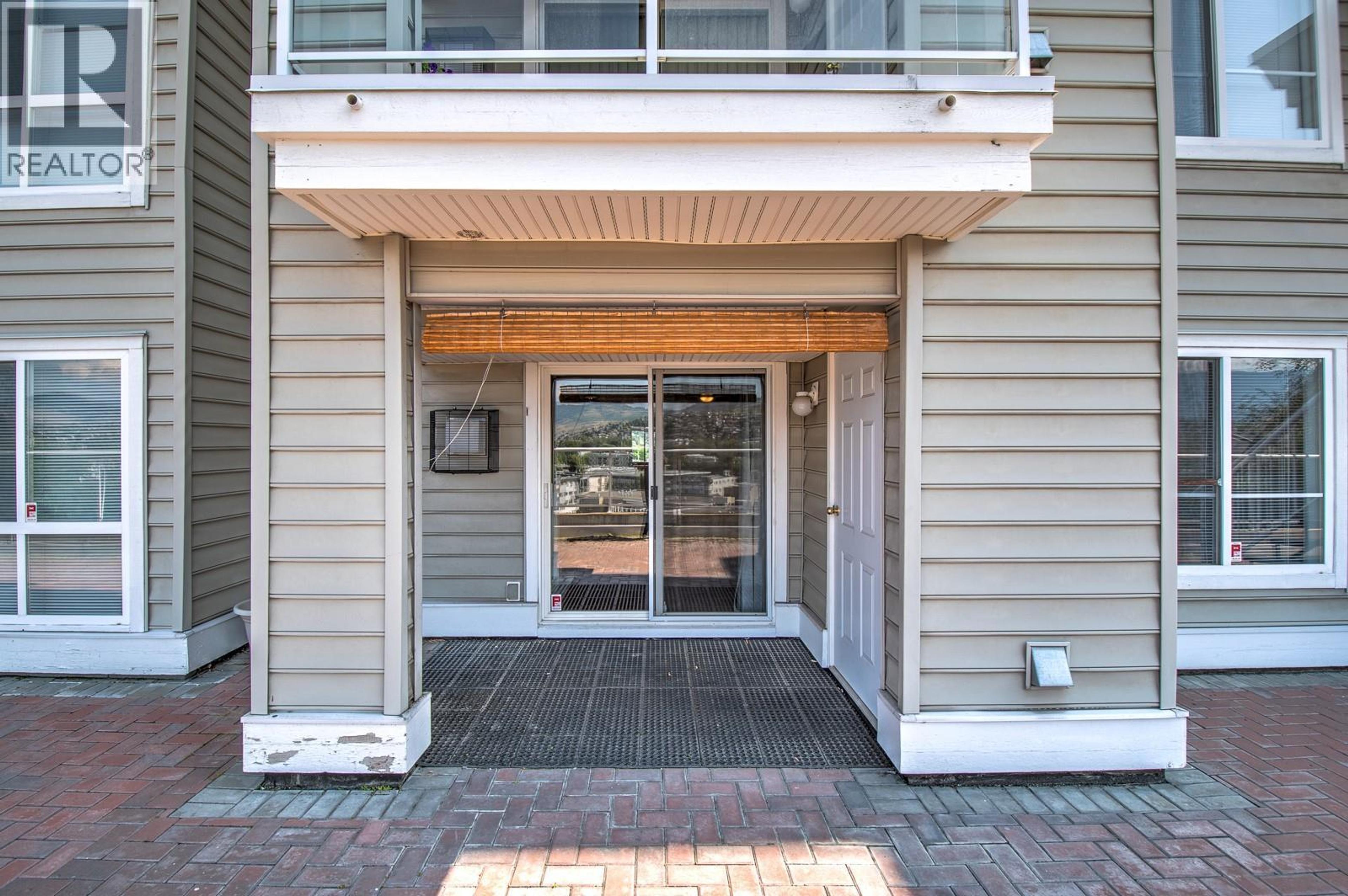 3220 Centennial Drive, Vernon - Exteriors - Photo 1