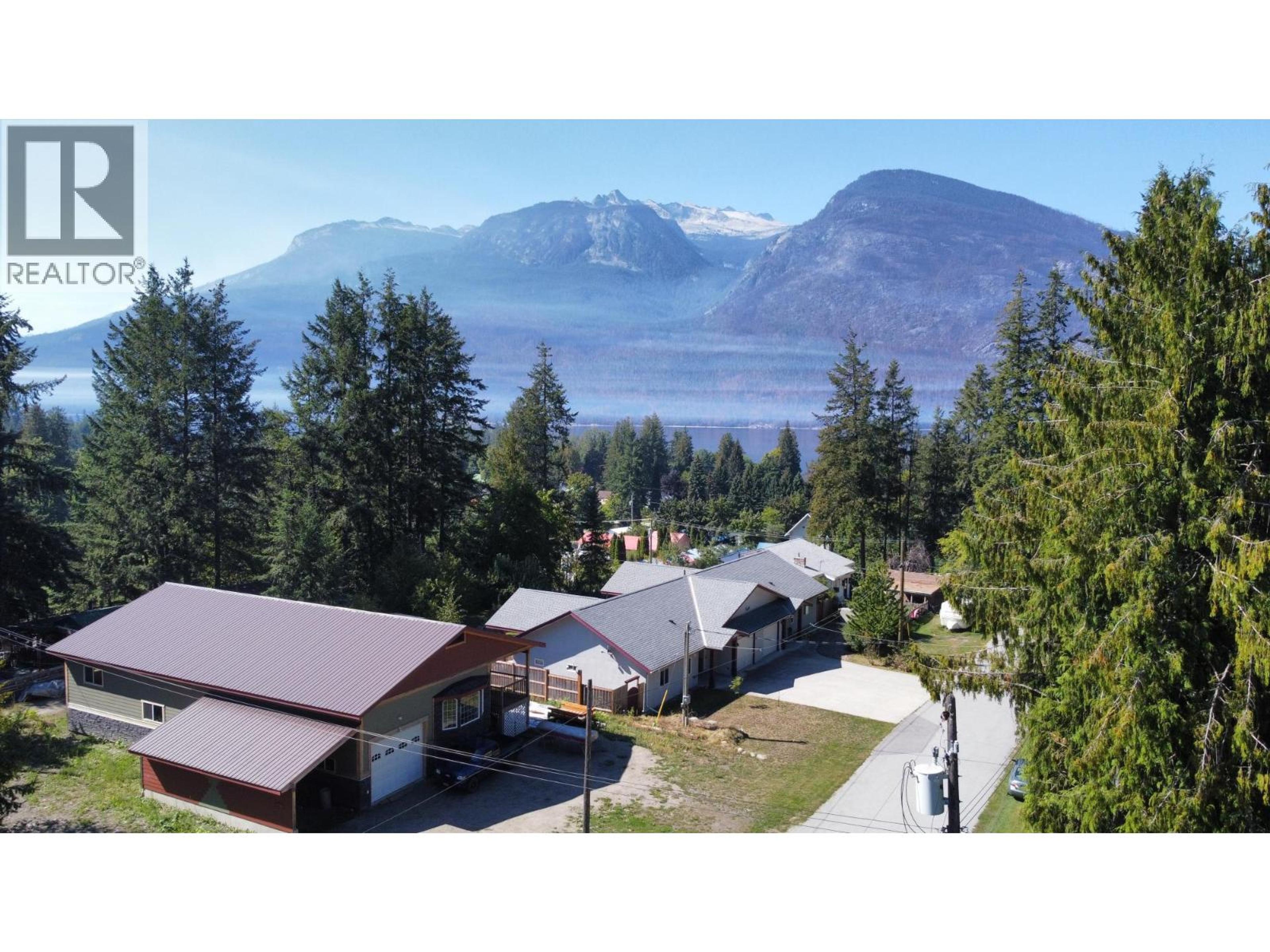 515 9TH Avenue, New Denver - Exteriors - Drone/Aerial View - Photo 11