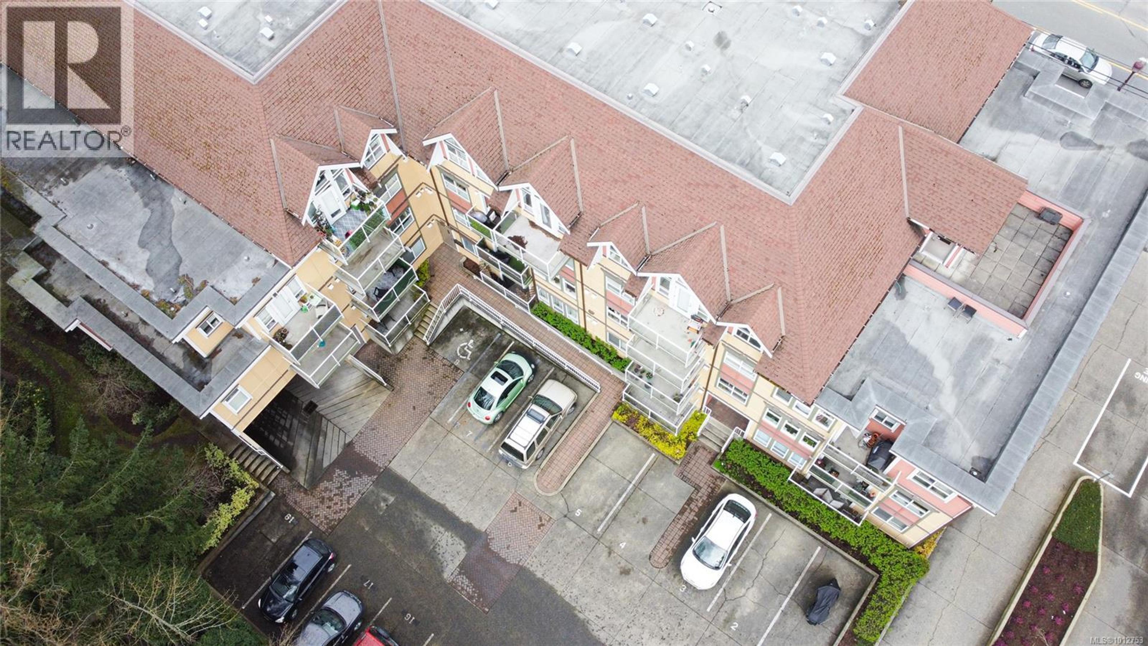 663 Goldstream Ave, Langford - Exteriors - Full Complex View, Drone/Aerial View - Photo 3