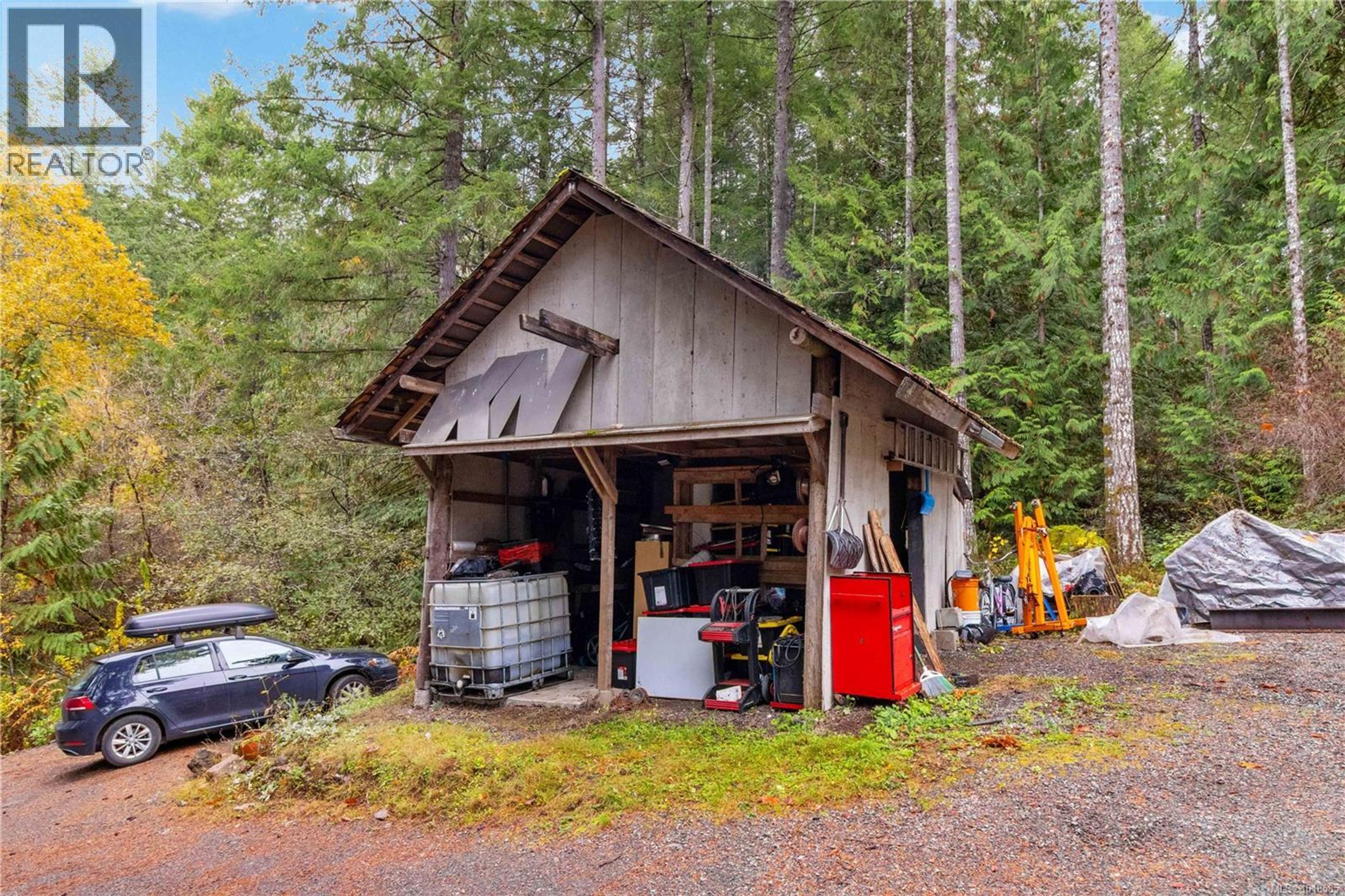 660 Millstream Lake Rd, Highlands - Exteriors - Photo 4