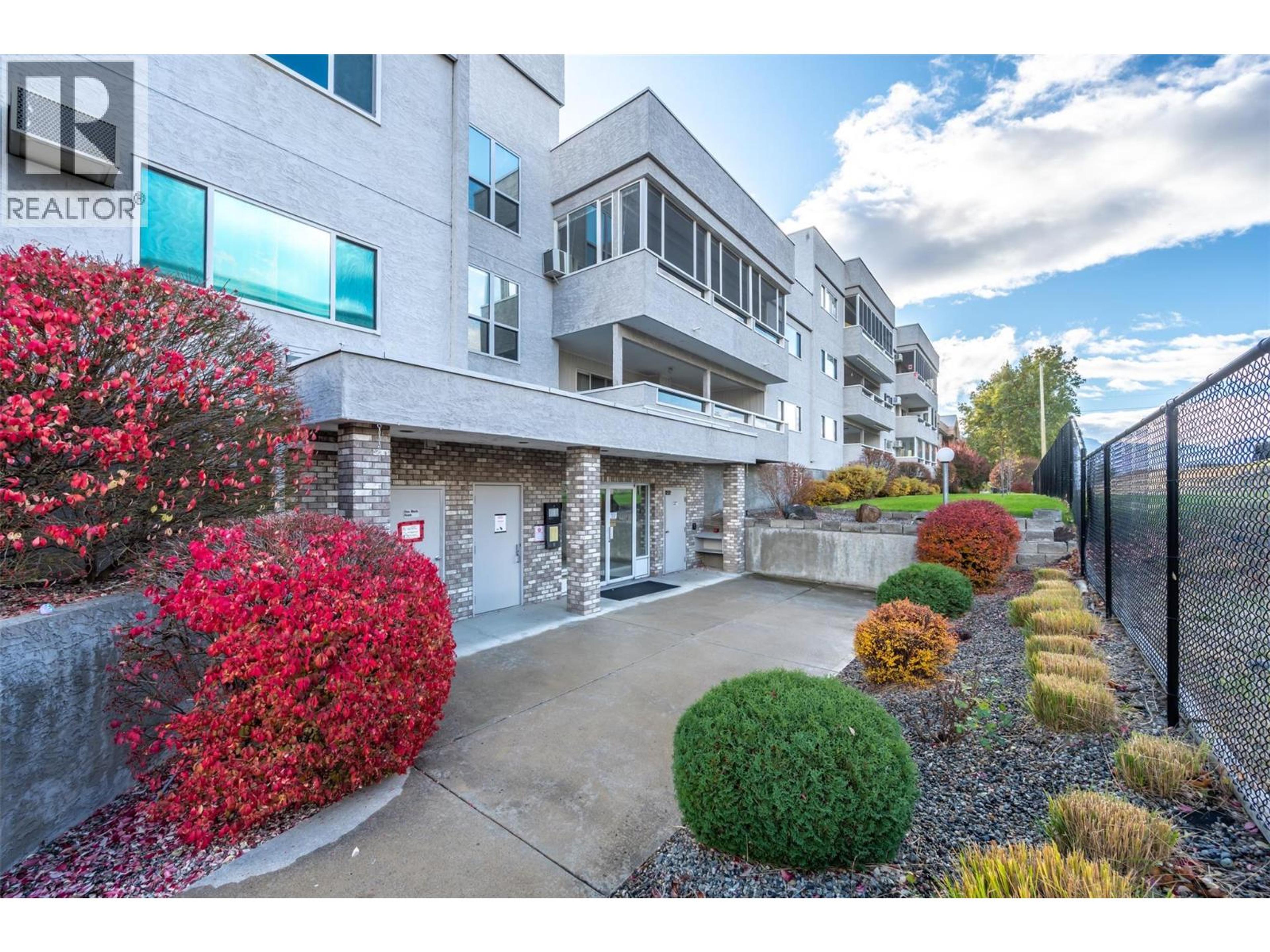 2477 Ingram Road, West Kelowna - Exteriors - Photo 1