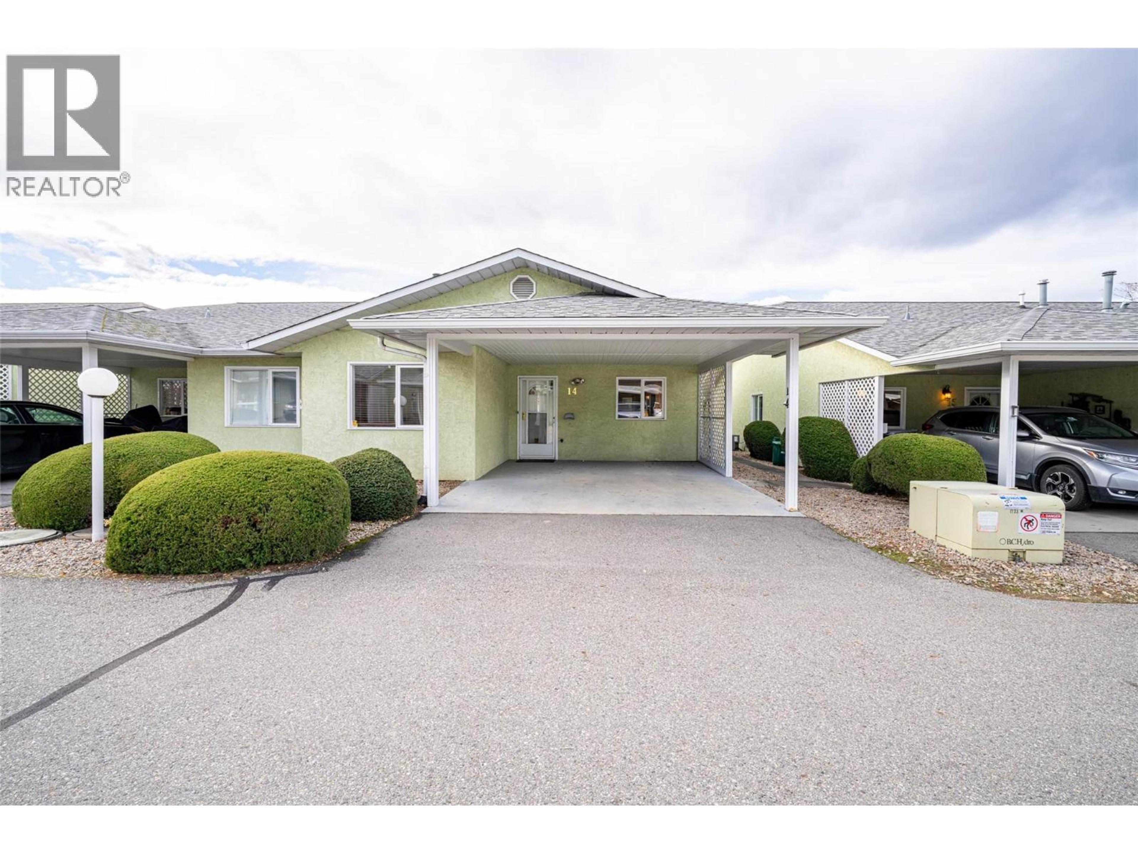 2180 Fletcher Street, Armstrong - Exteriors - Photo 1