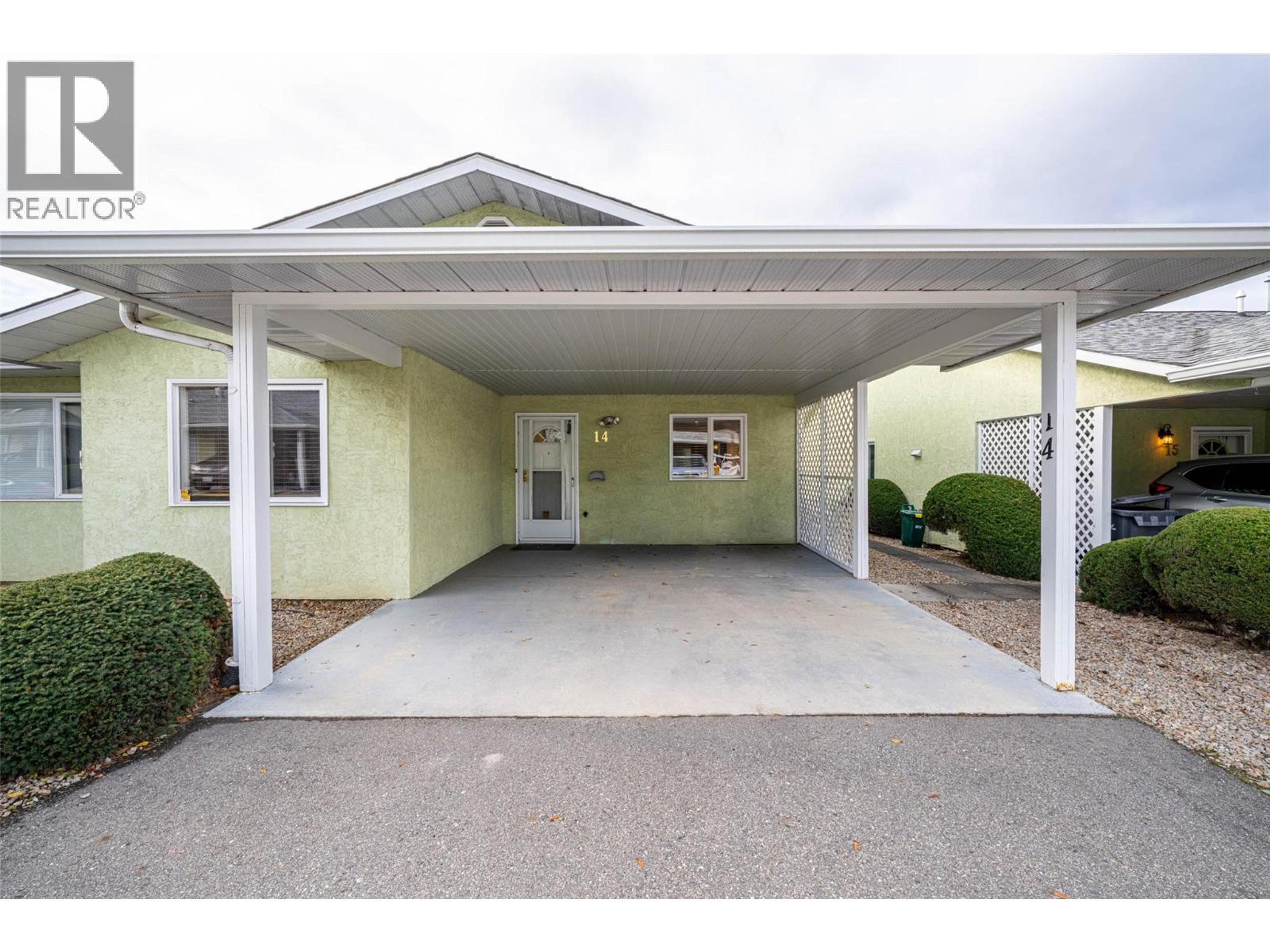 2180 Fletcher Street, Armstrong - Exteriors - Photo 3