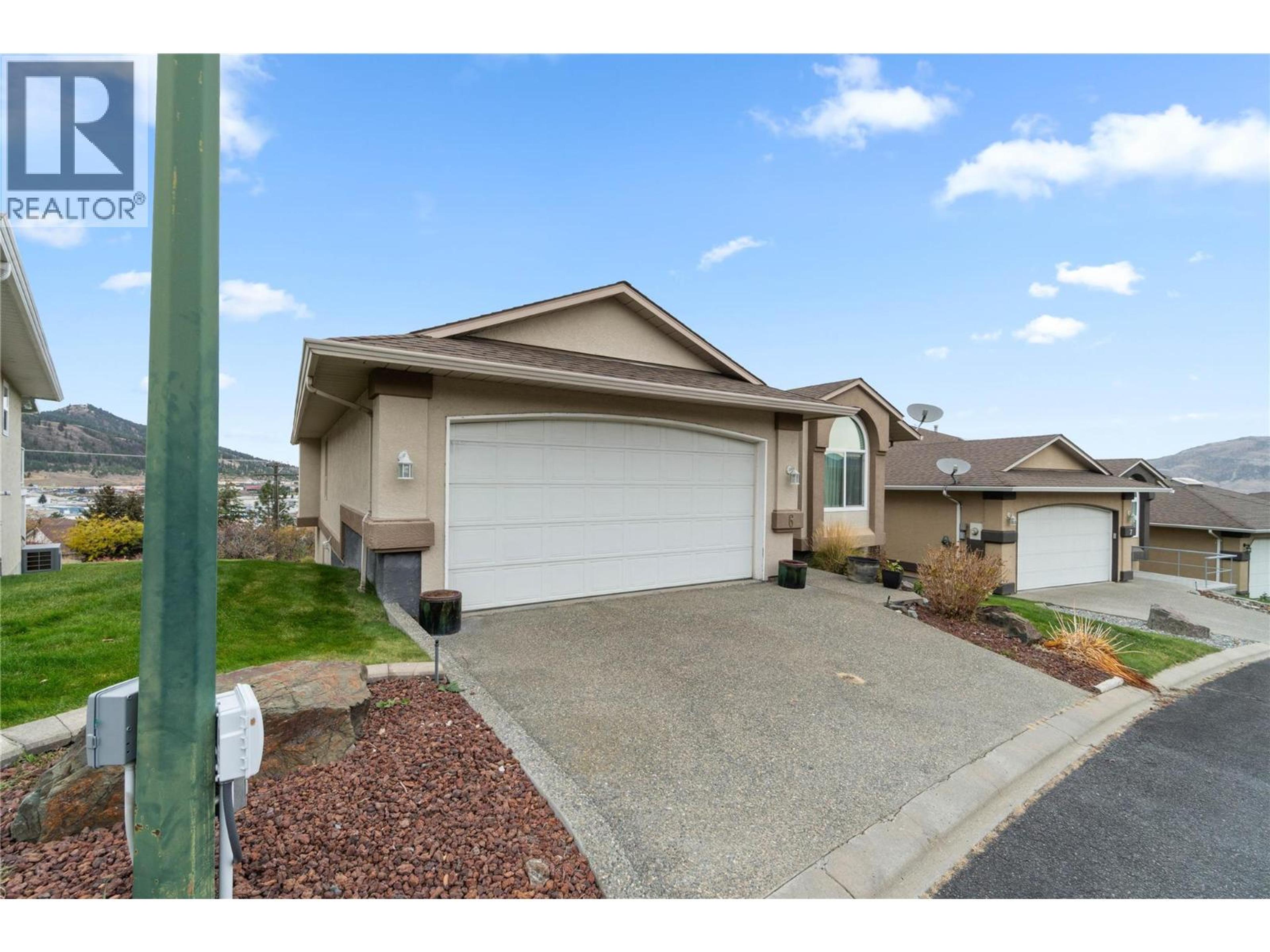 1575 Springhill Drive, Kamloops - Exteriors - Photo 4
