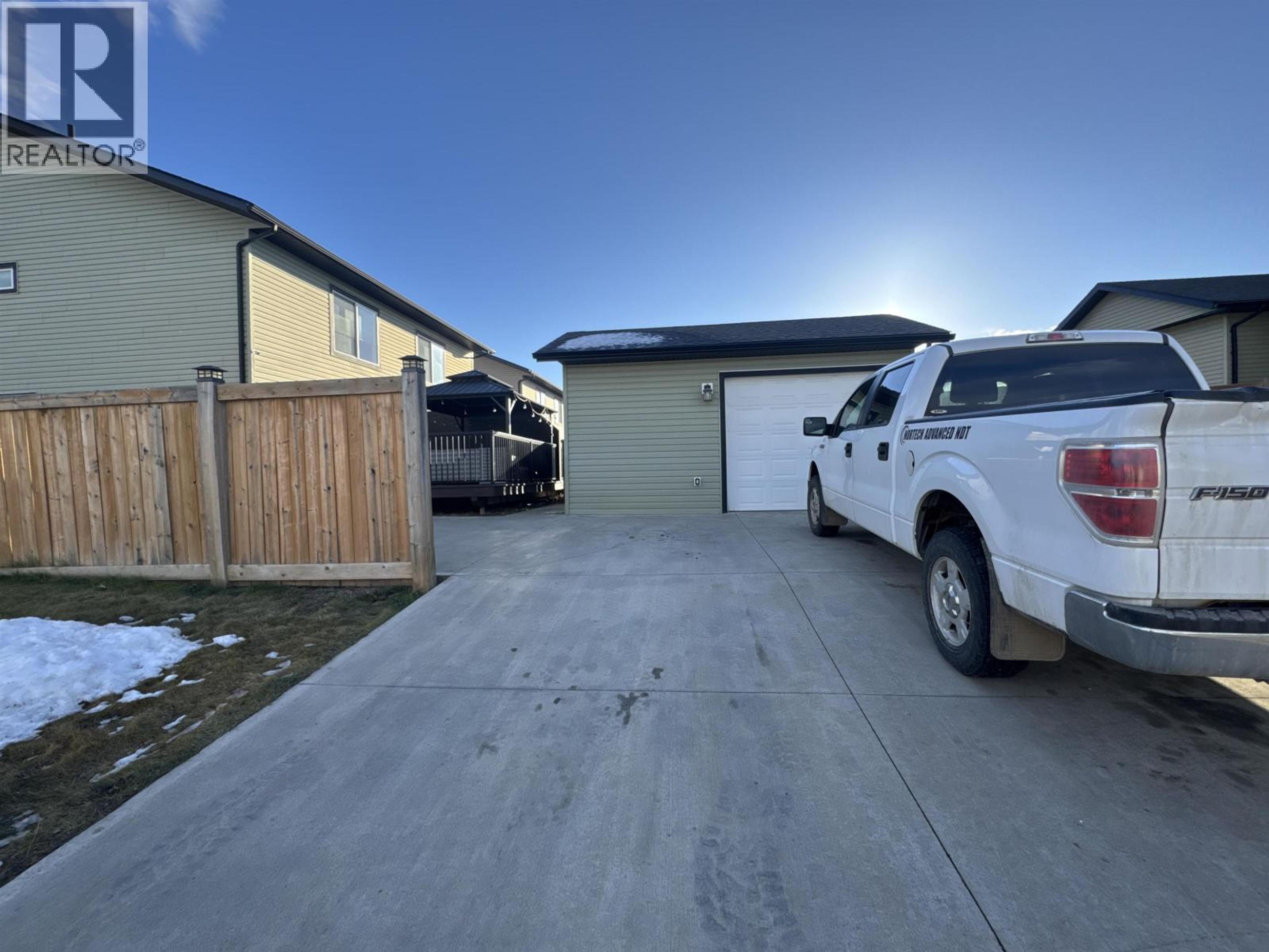 11726 102 STREET, Fort St. John - Exteriors - Photo 2