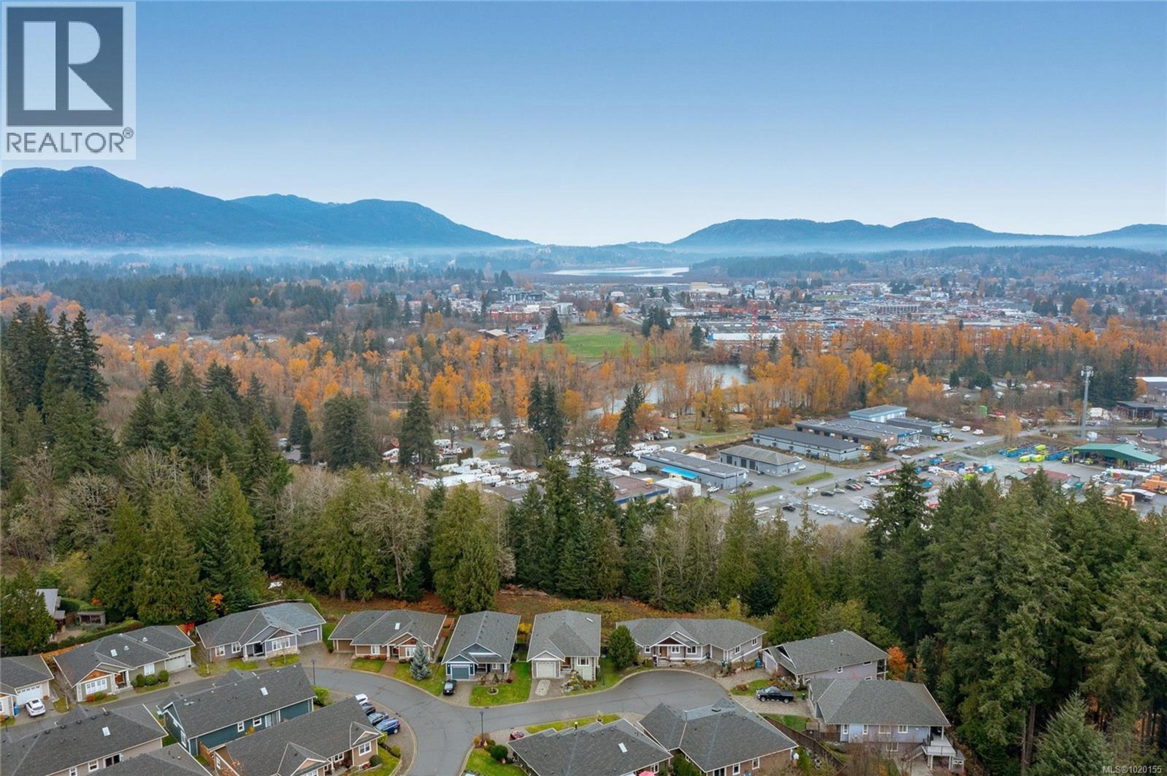 5315 Miller Rd, Duncan - Exteriors - Full Complex View, Drone/Aerial View - Photo 7
