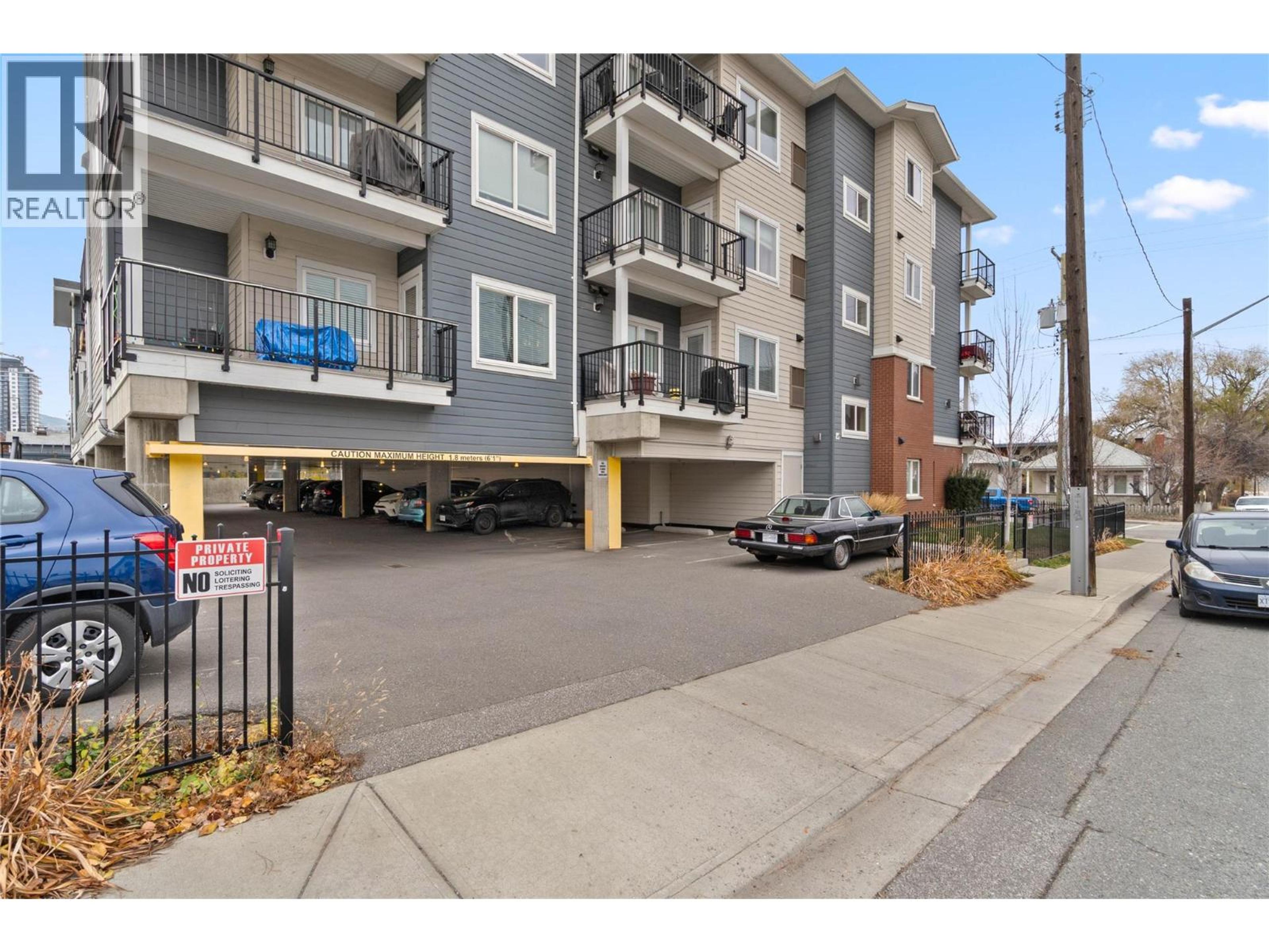 777 BATTLE Street, Kamloops - Exteriors - Photo 4