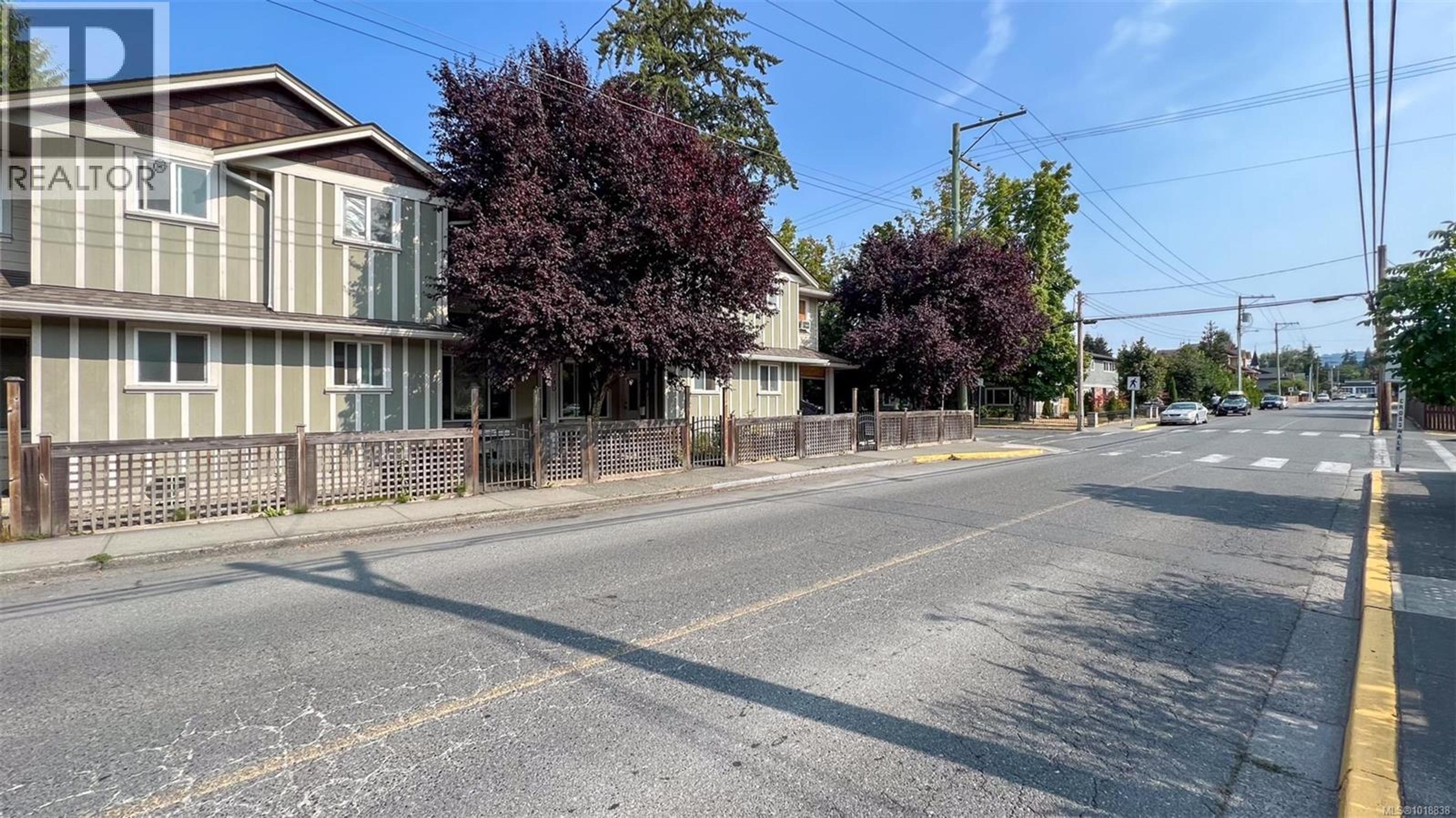 730 Jubilee St, Duncan - Exteriors - Full Complex View - Photo 4