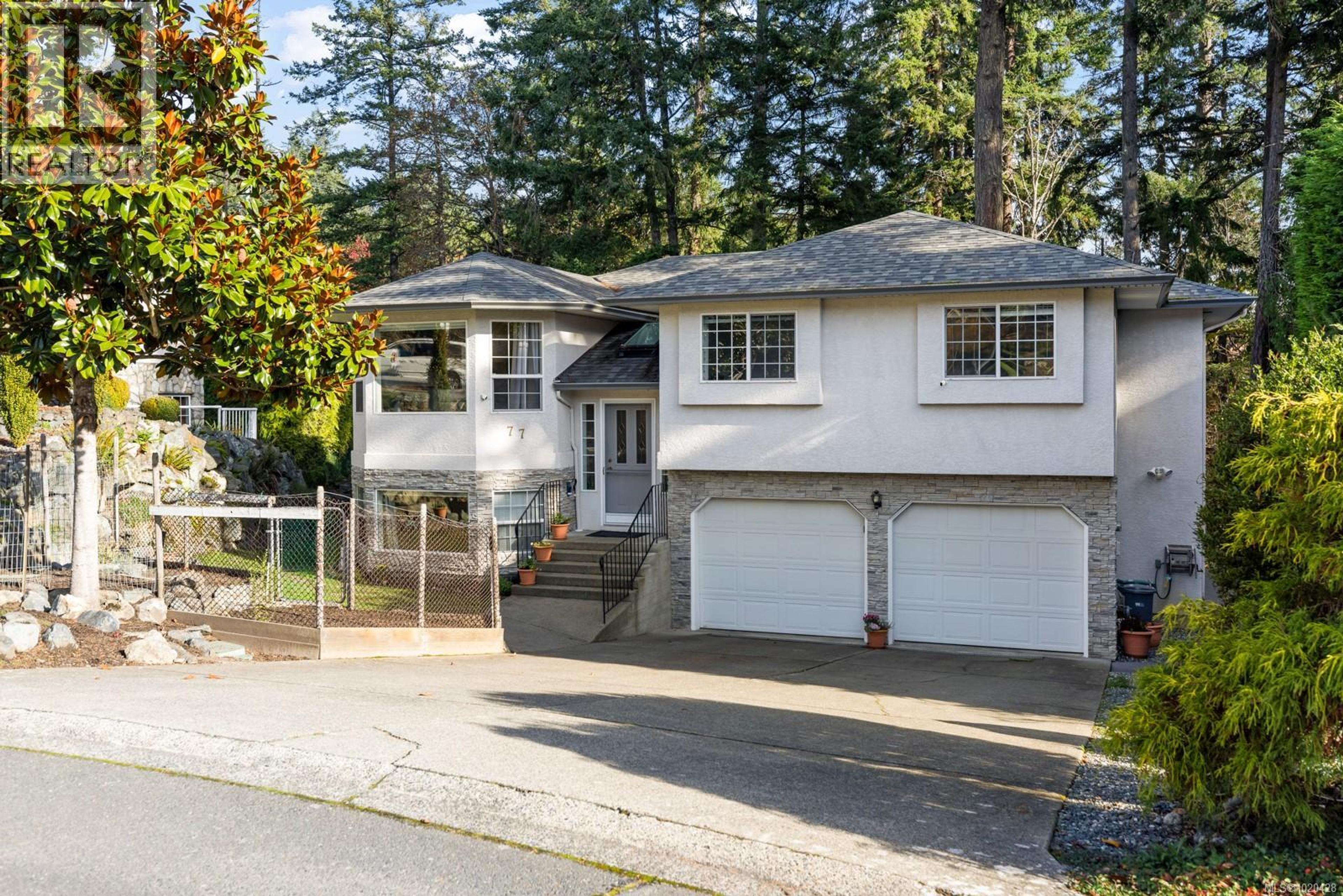 77 Chilco Ridge Pl, View Royal - Exteriors - Photo 1