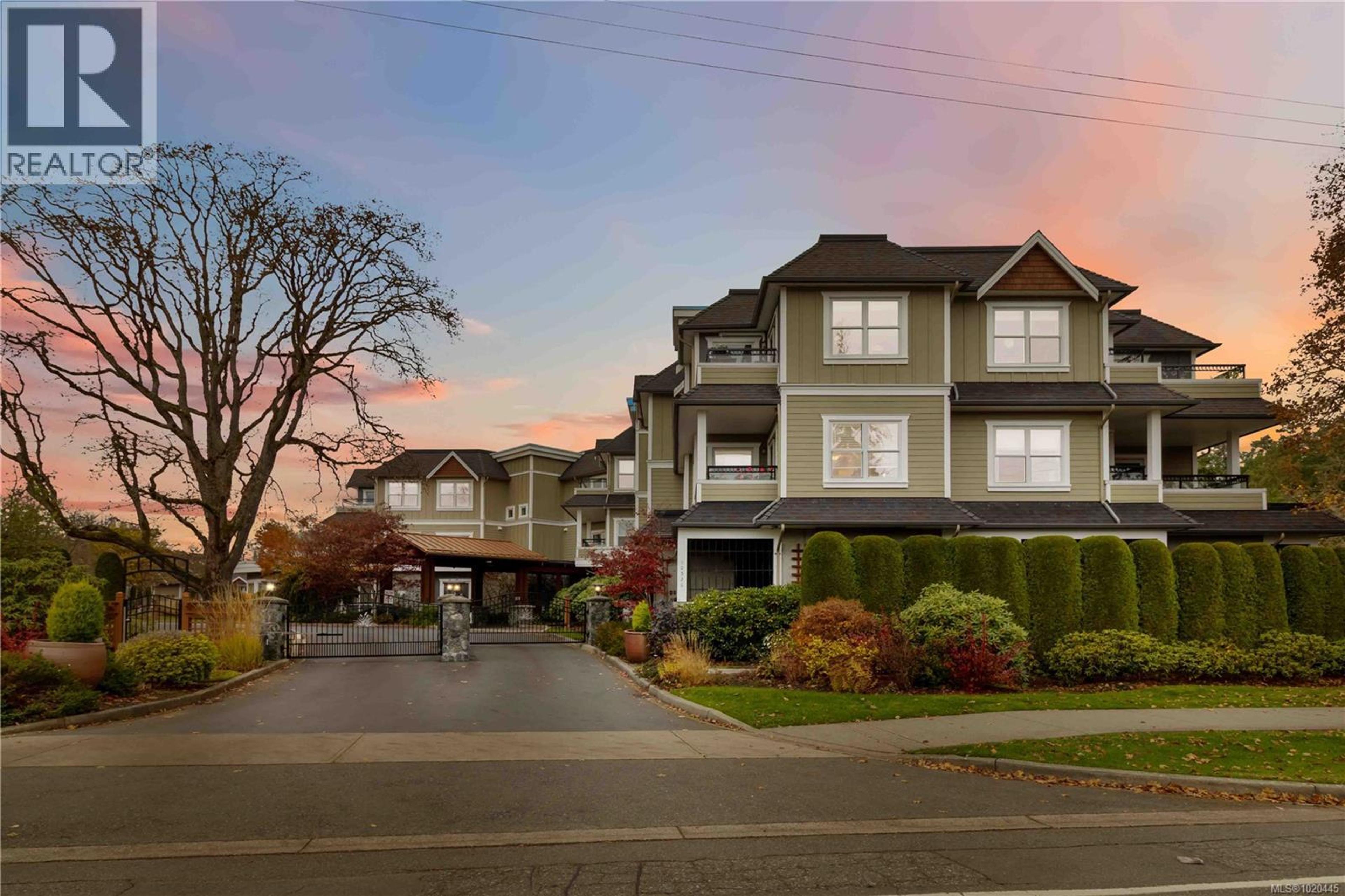 10520 McDonald Park Rd, North Saanich - Exteriors - Full Complex View - Photo 1