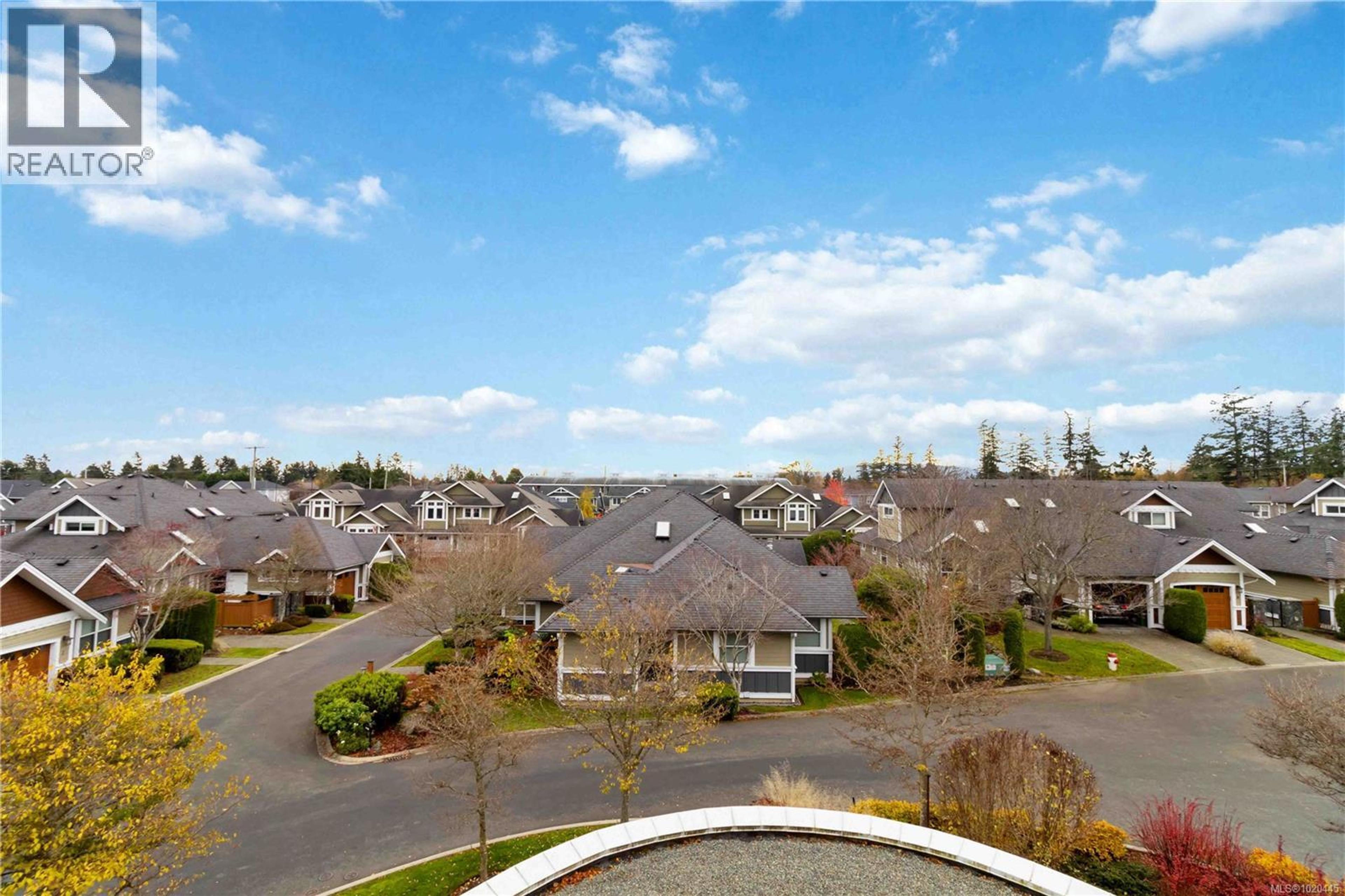 10520 McDonald Park Rd, North Saanich - Exteriors - Full Complex View - Photo 3