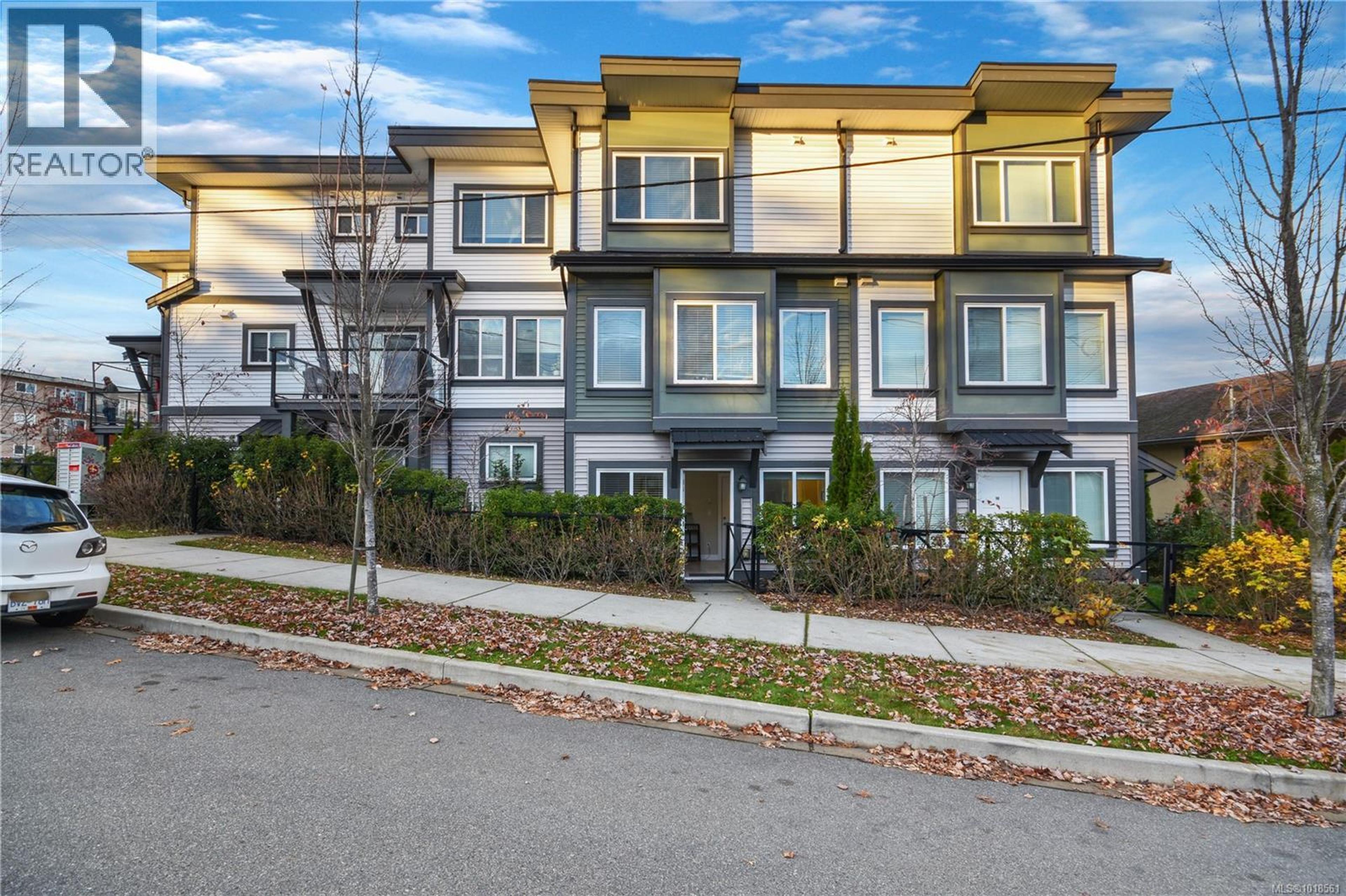 253 Victoria Rd, Nanaimo - Exteriors - Full Complex View - Photo 2