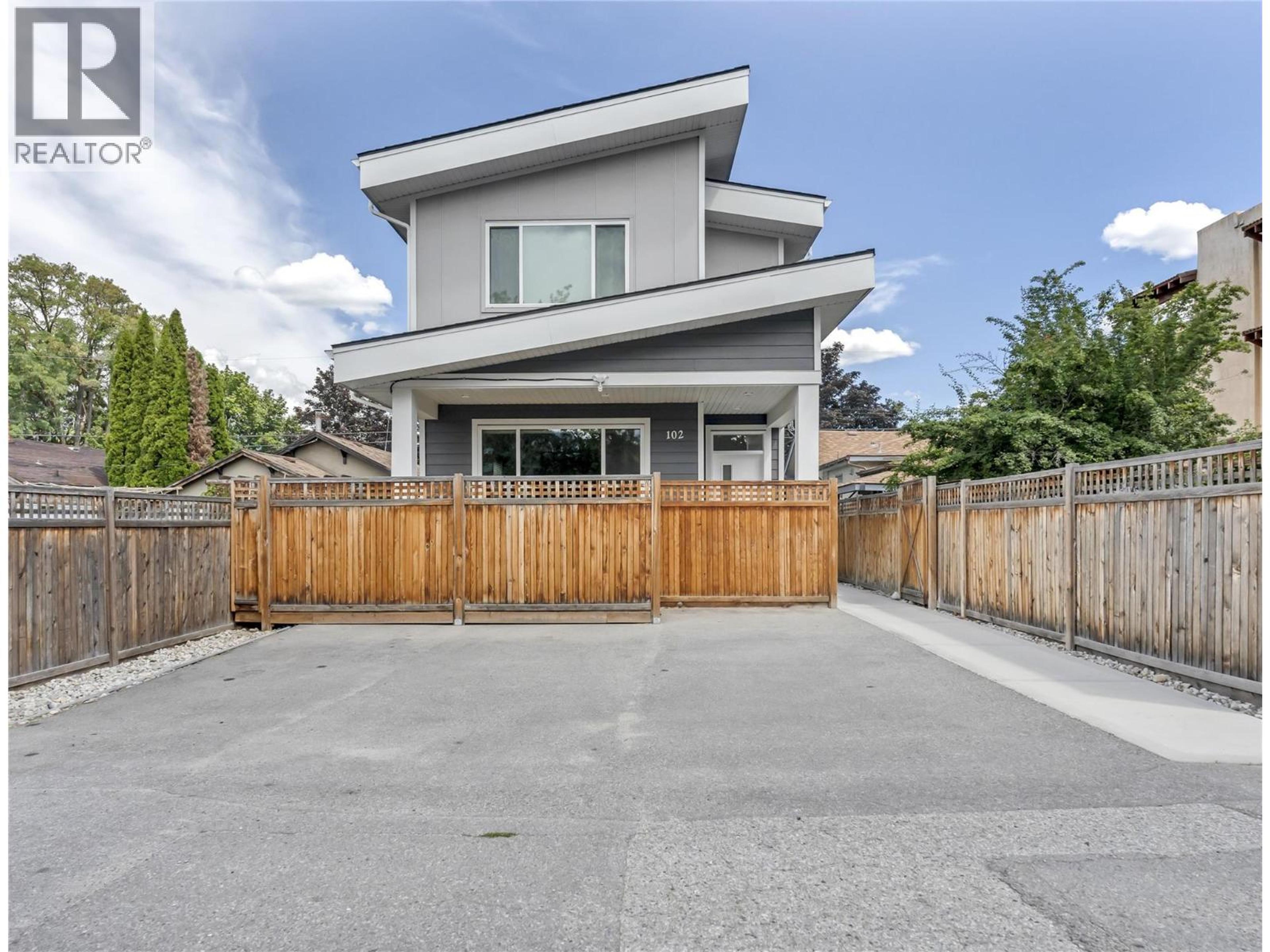 453 MAURICE Street, Penticton - Exteriors - Photo 1