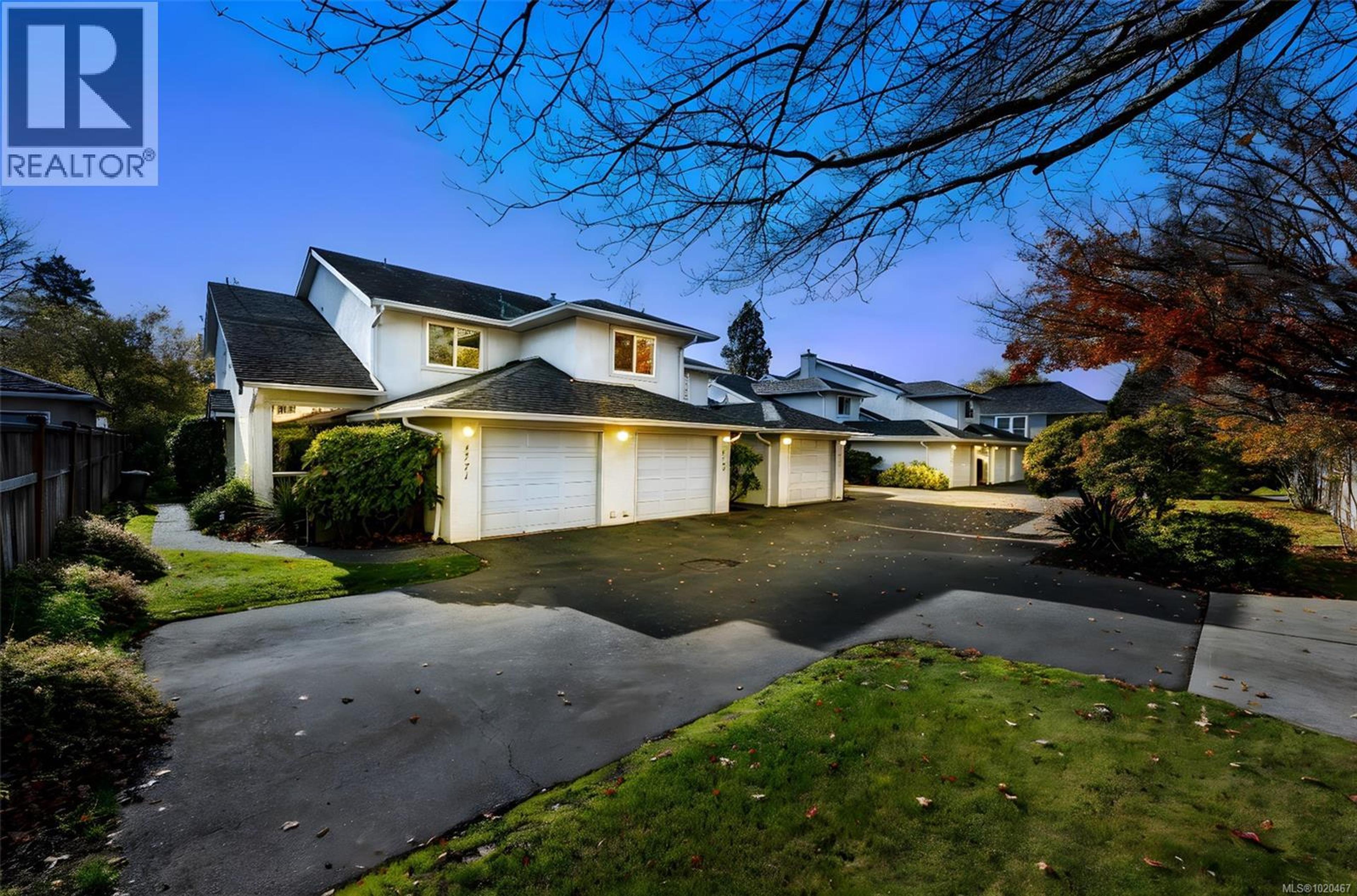 1769 Bay St, Victoria - Exteriors - Full Complex View - Photo 3