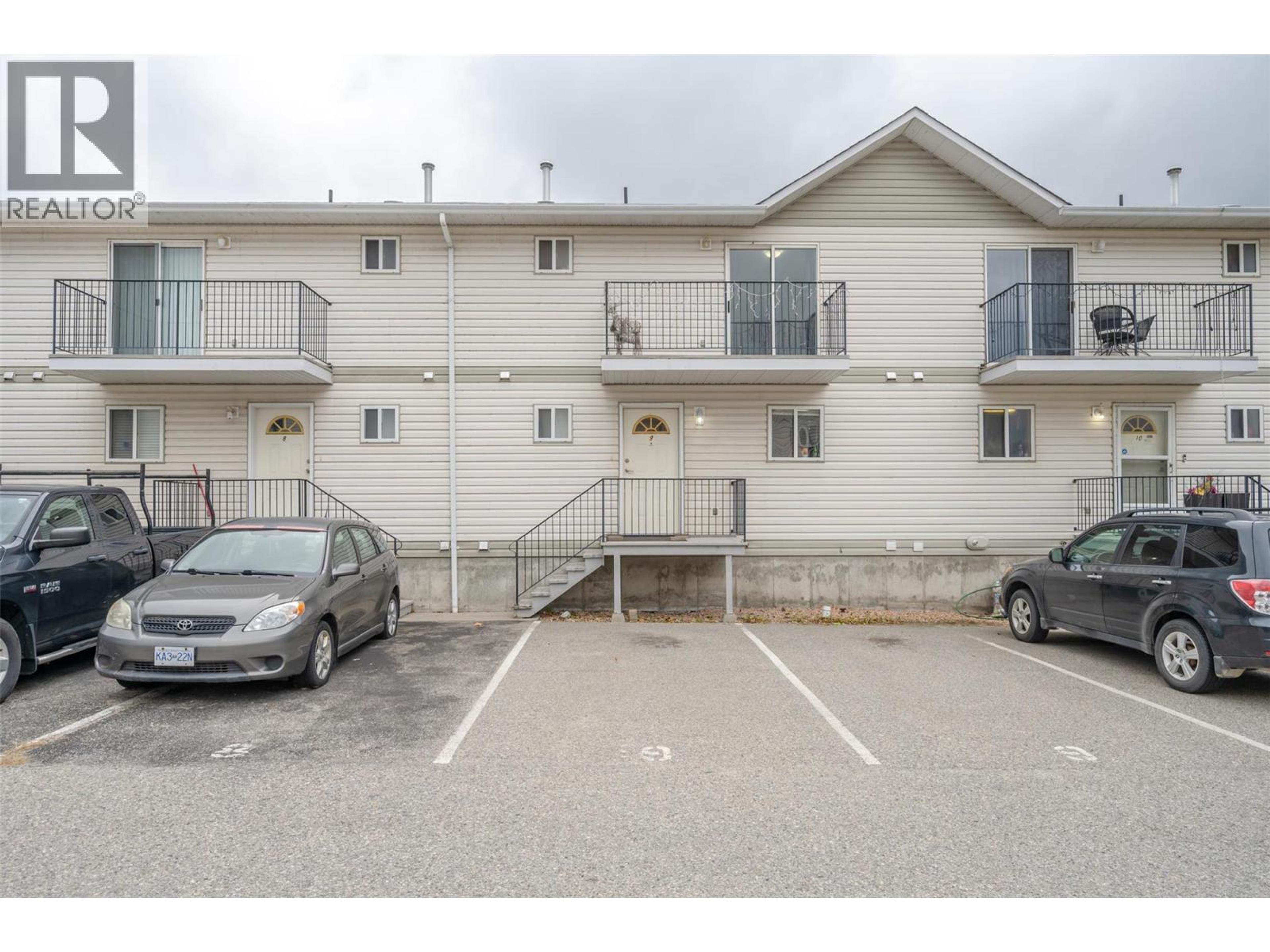 1020 Cedar Street, Okanagan Falls - Exteriors - Photo 4