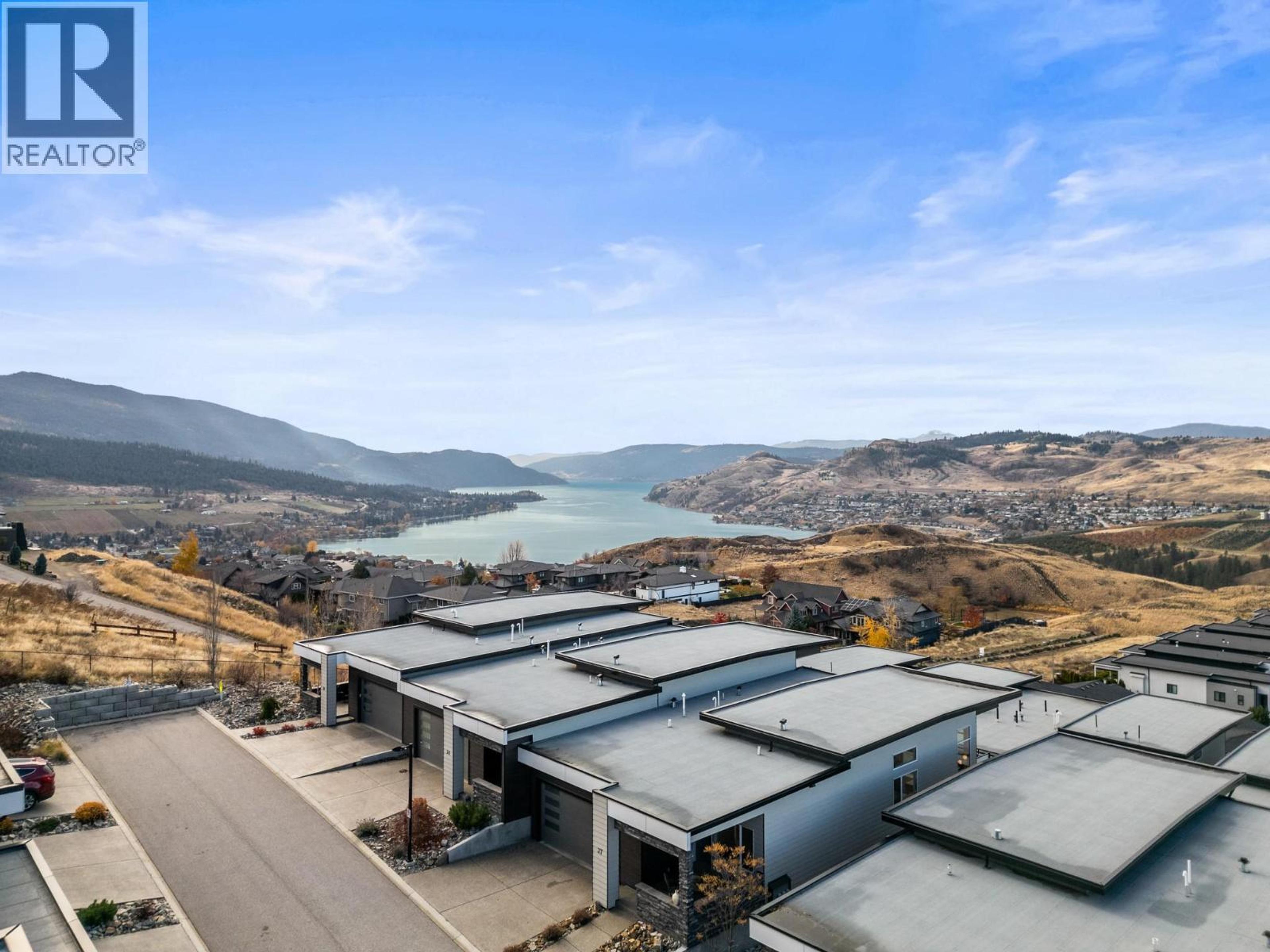 1000 Mt. Robson Place, Vernon - Exteriors - Full Complex View, Drone/Aerial View - Photo 1