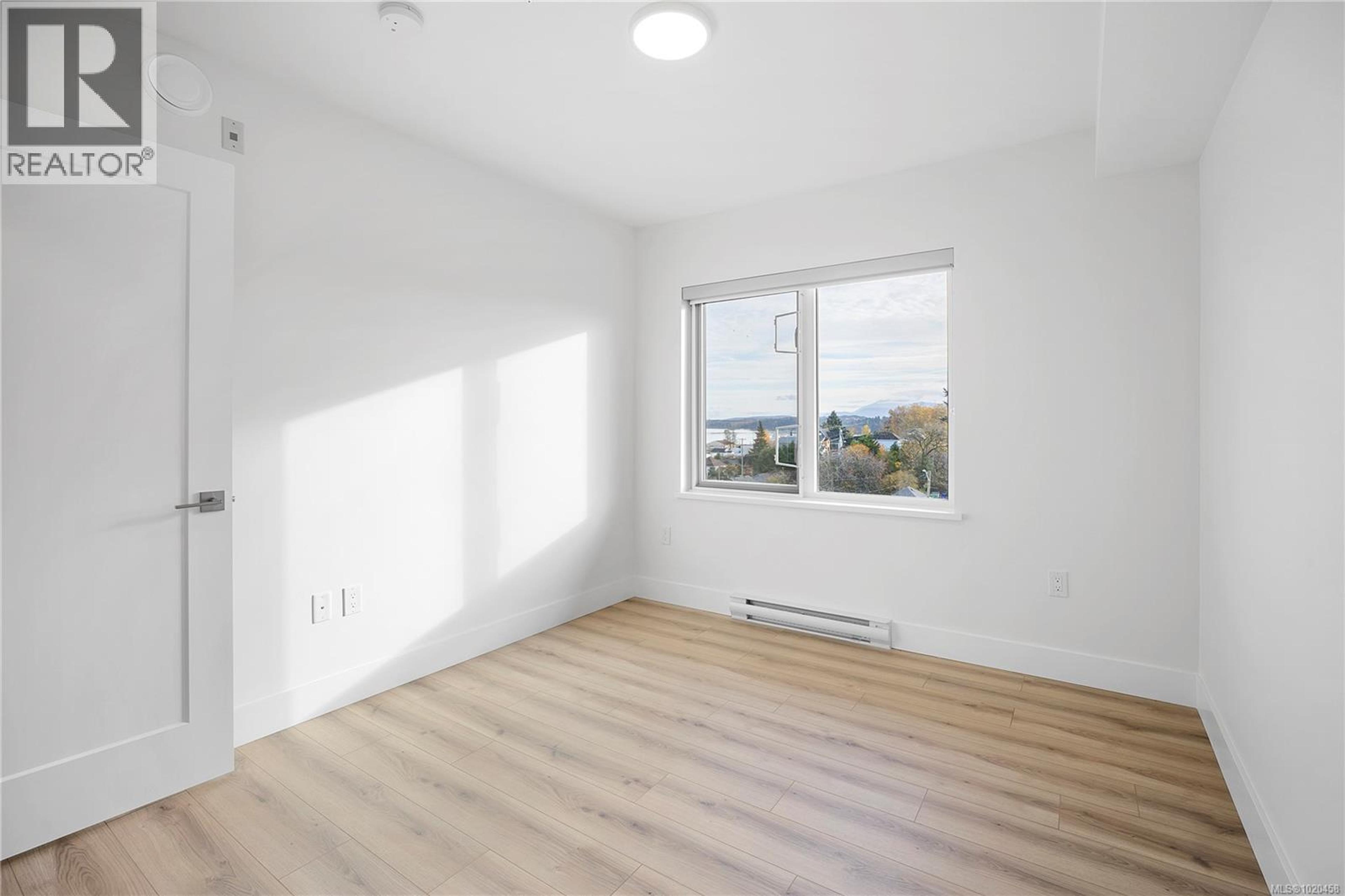 #505 45 HALIBURTON ST - 26