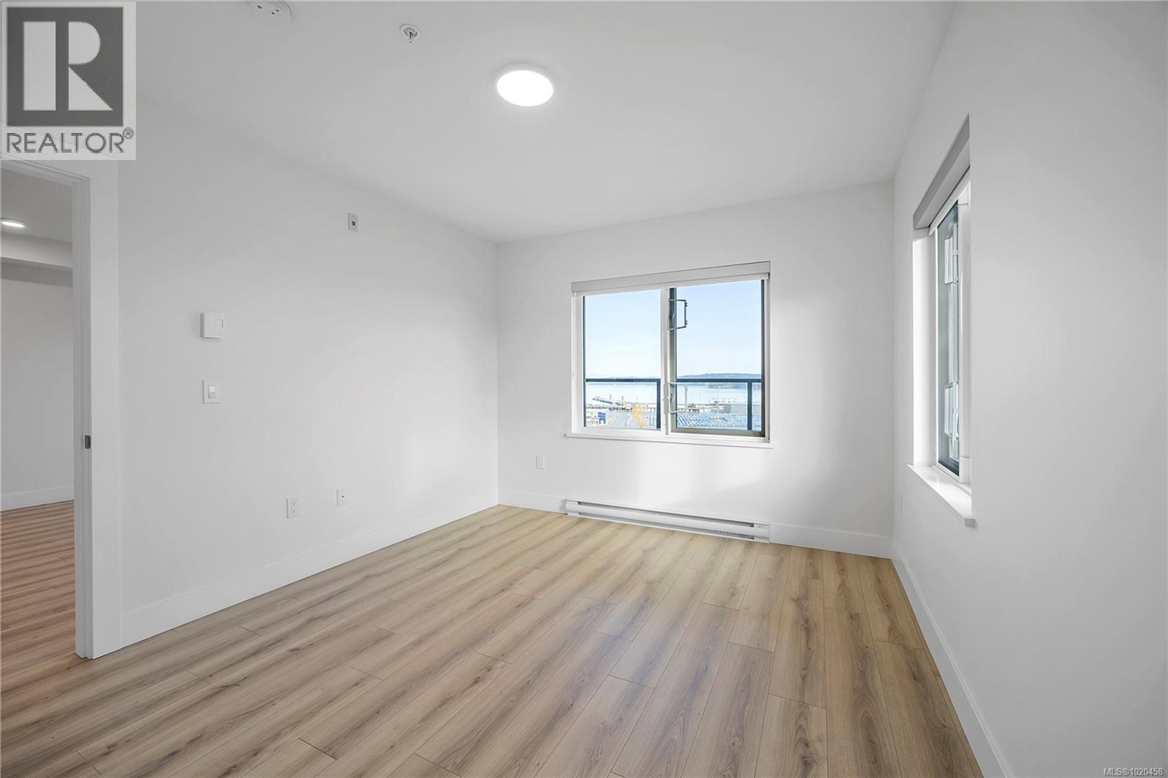 #505 45 HALIBURTON ST - 28